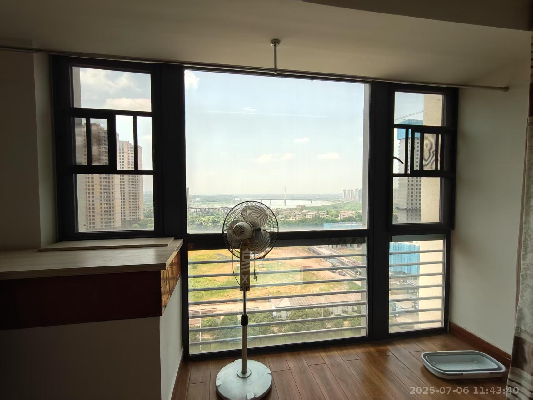 湘江名都 1室1厅1卫 1200.0元/月 湘江名都 1室1厅1卫 1200.0元/月室内图