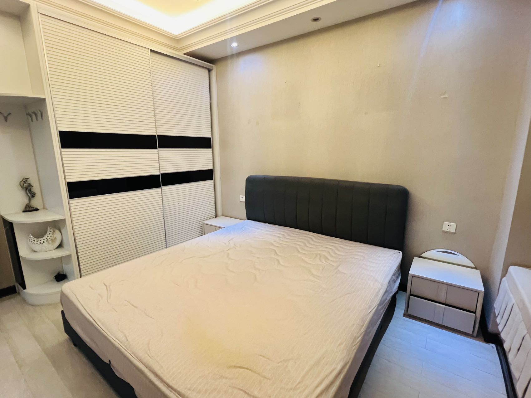 碧桂园 3室2厅1卫 1600.0元/月 碧桂园 3室2厅1卫 1600.0元/月室内图