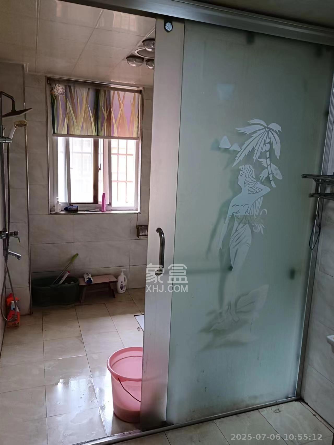 家和苑（原梅溪湖保障性住房一期）  3室2厅2卫   2400.00元/月室内图