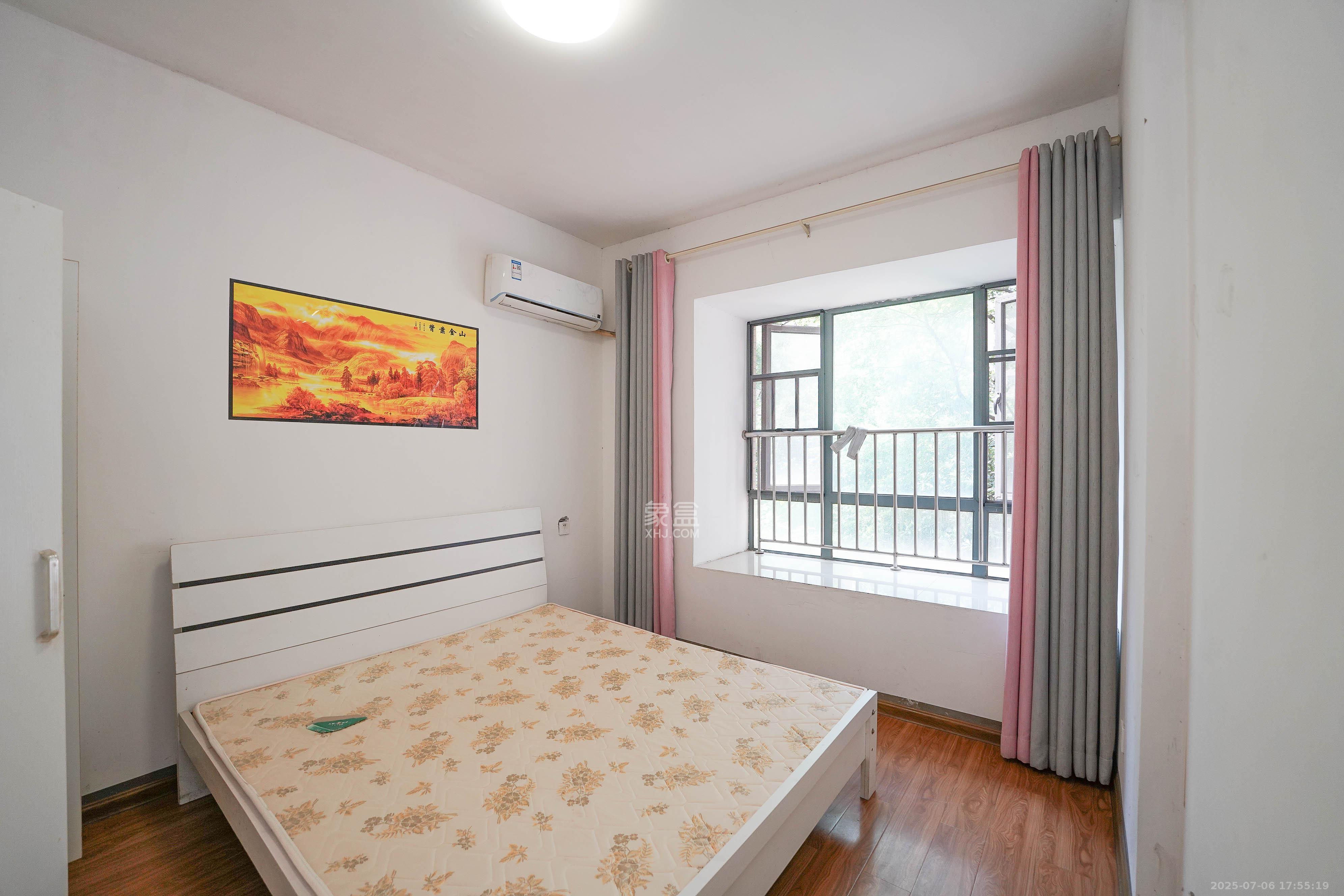 和美星城  2室2厅1卫    65.0万卧室