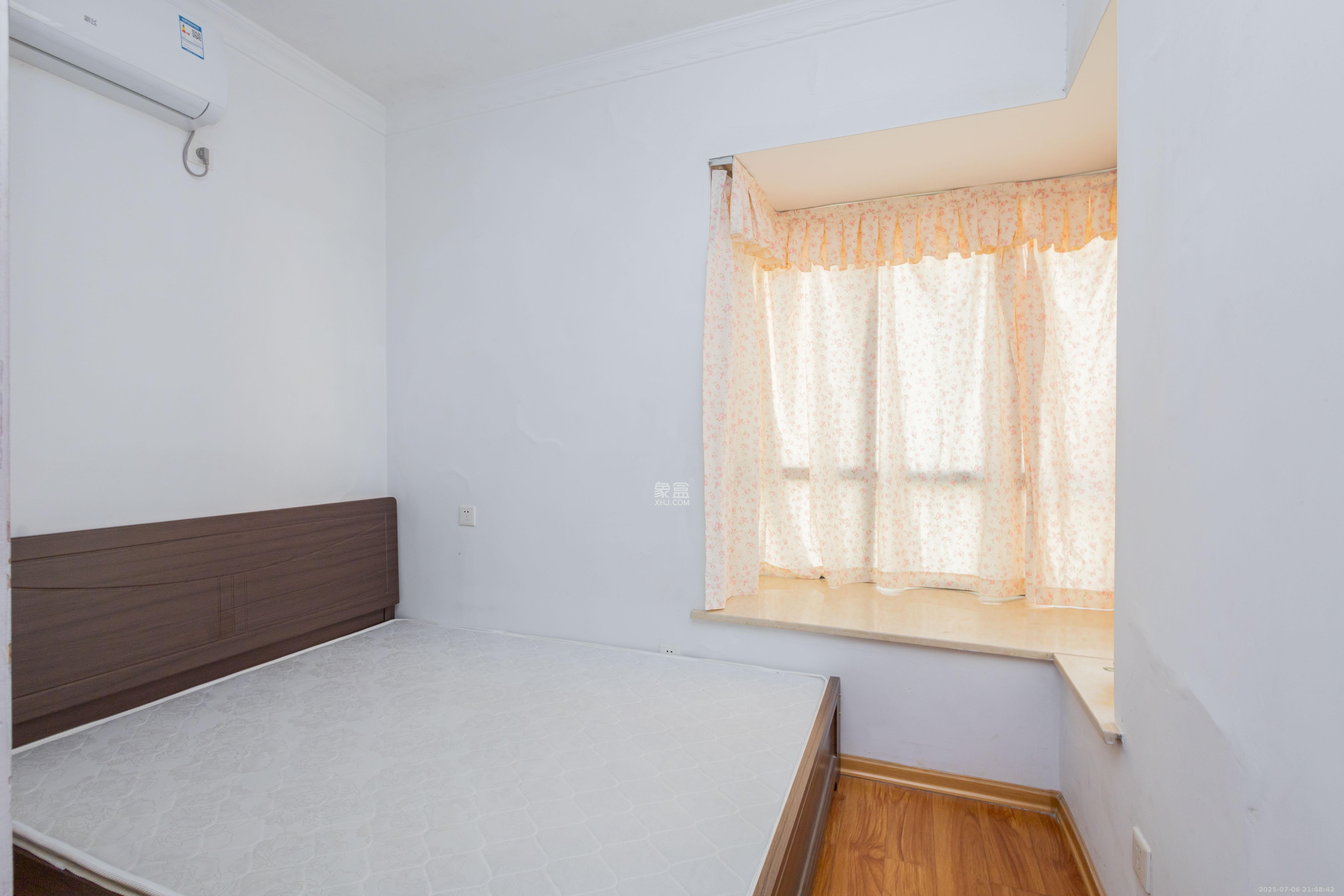 中国铁建国际城一期  2室2厅1卫    49.0万卧室