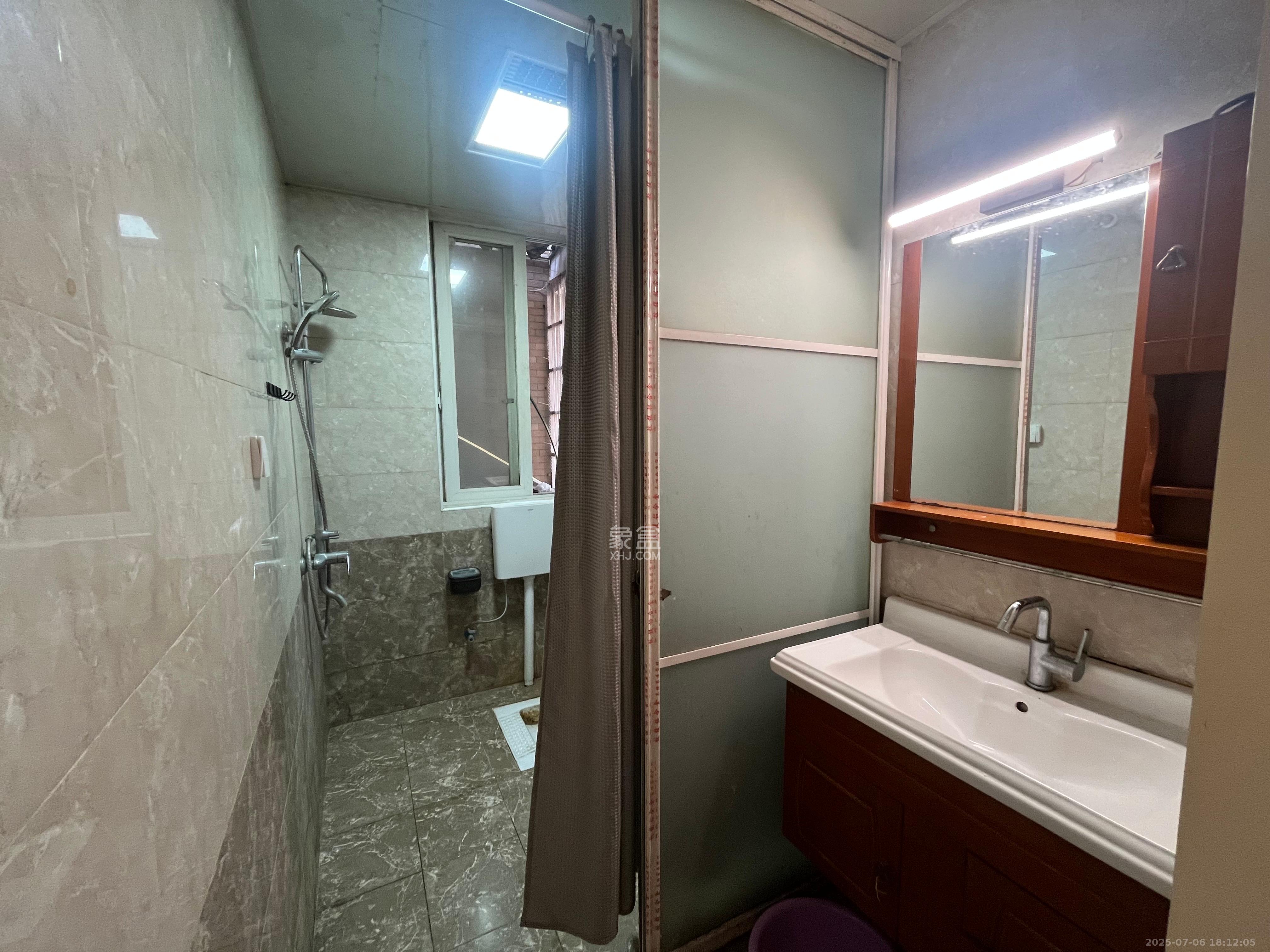 丽星景园  3室2厅1卫    3000.0元/月 丽星景园  3室2厅1卫    3000.0元/月