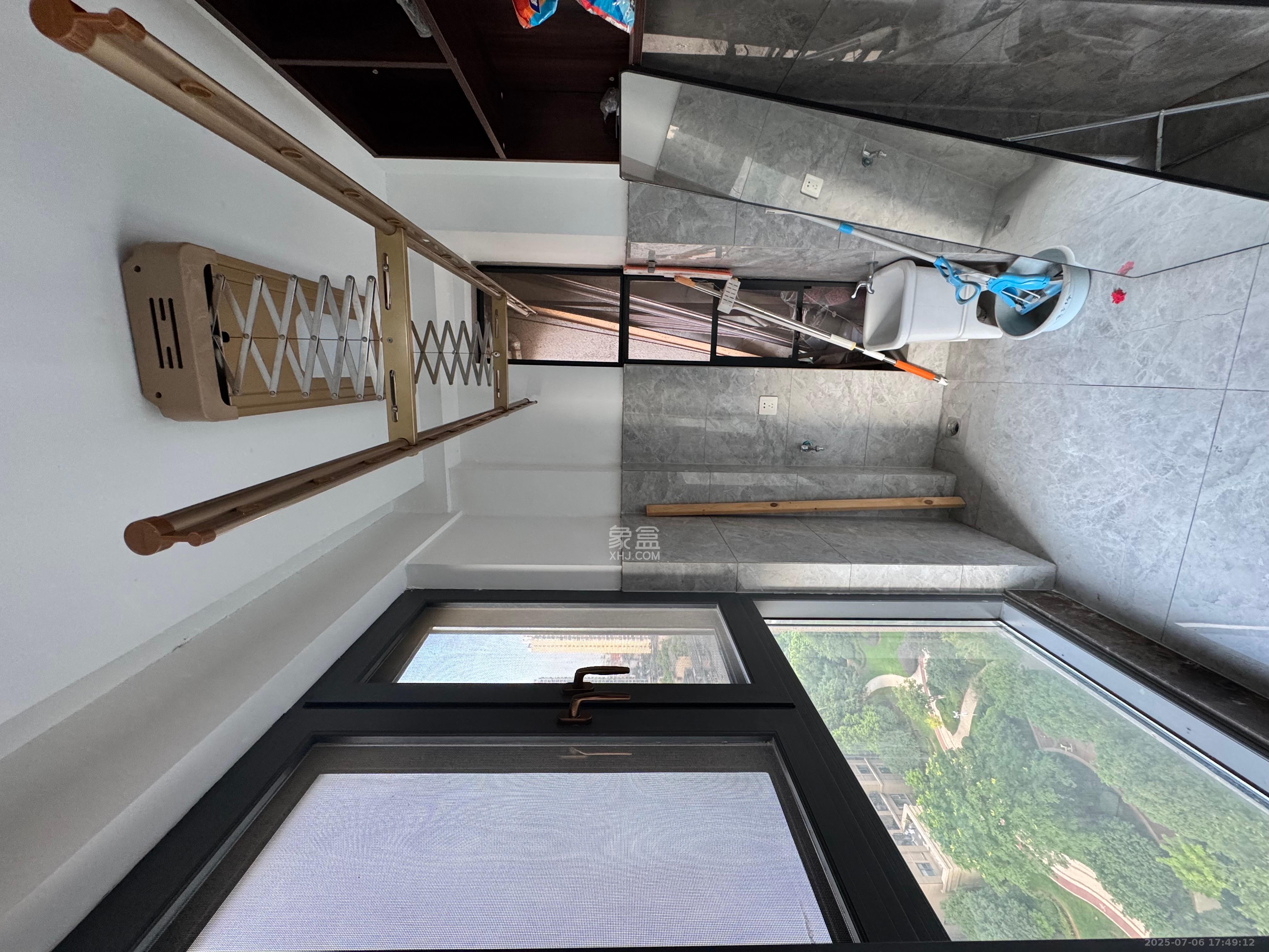 建发中央公园（建发美地）  3室2厅1卫   4200.00元/月室内图