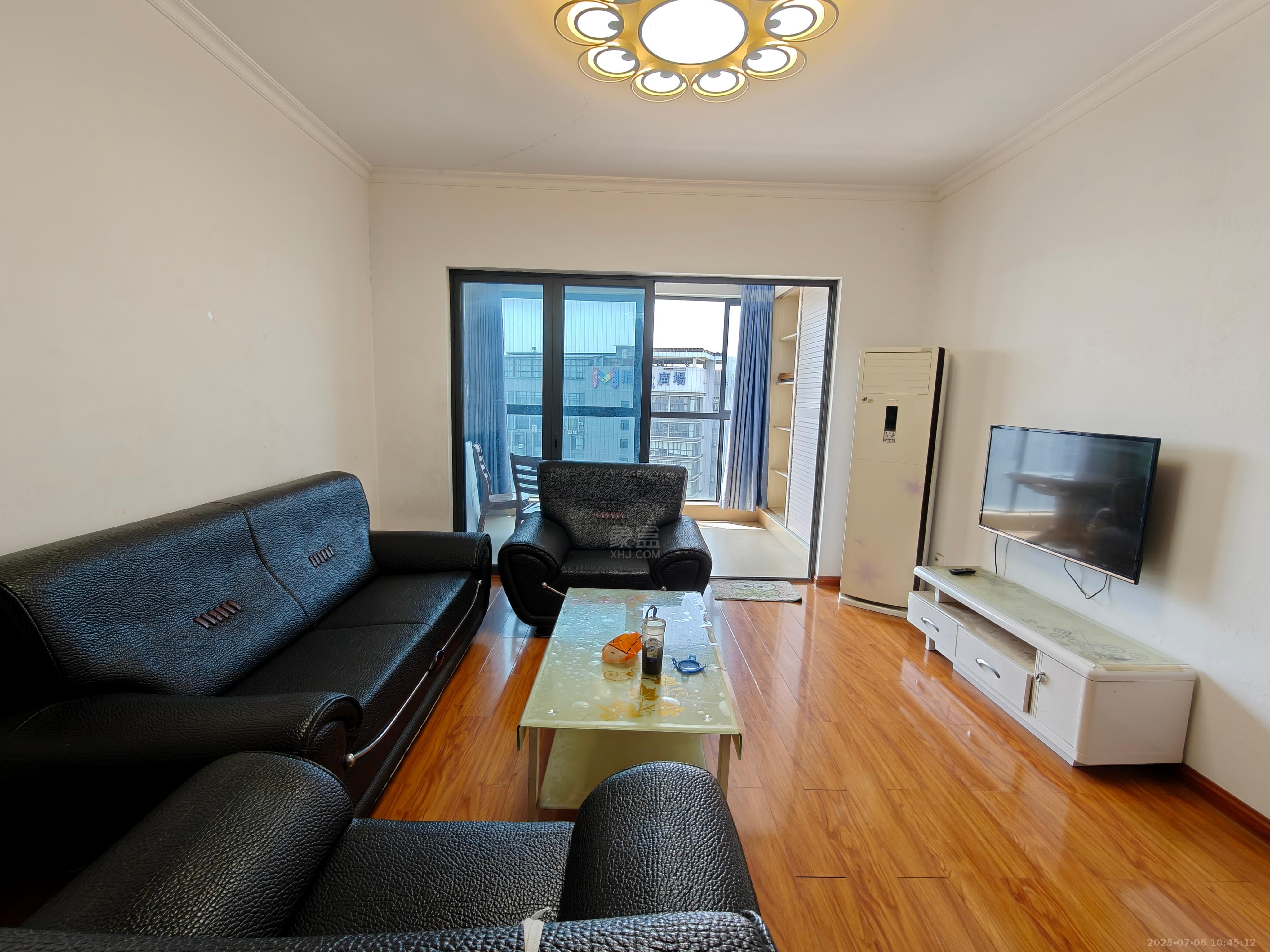 美的城一期 3室2厅2卫 1800.0元/月 美的城一期 3室2厅2卫 1800.0元/月室内图