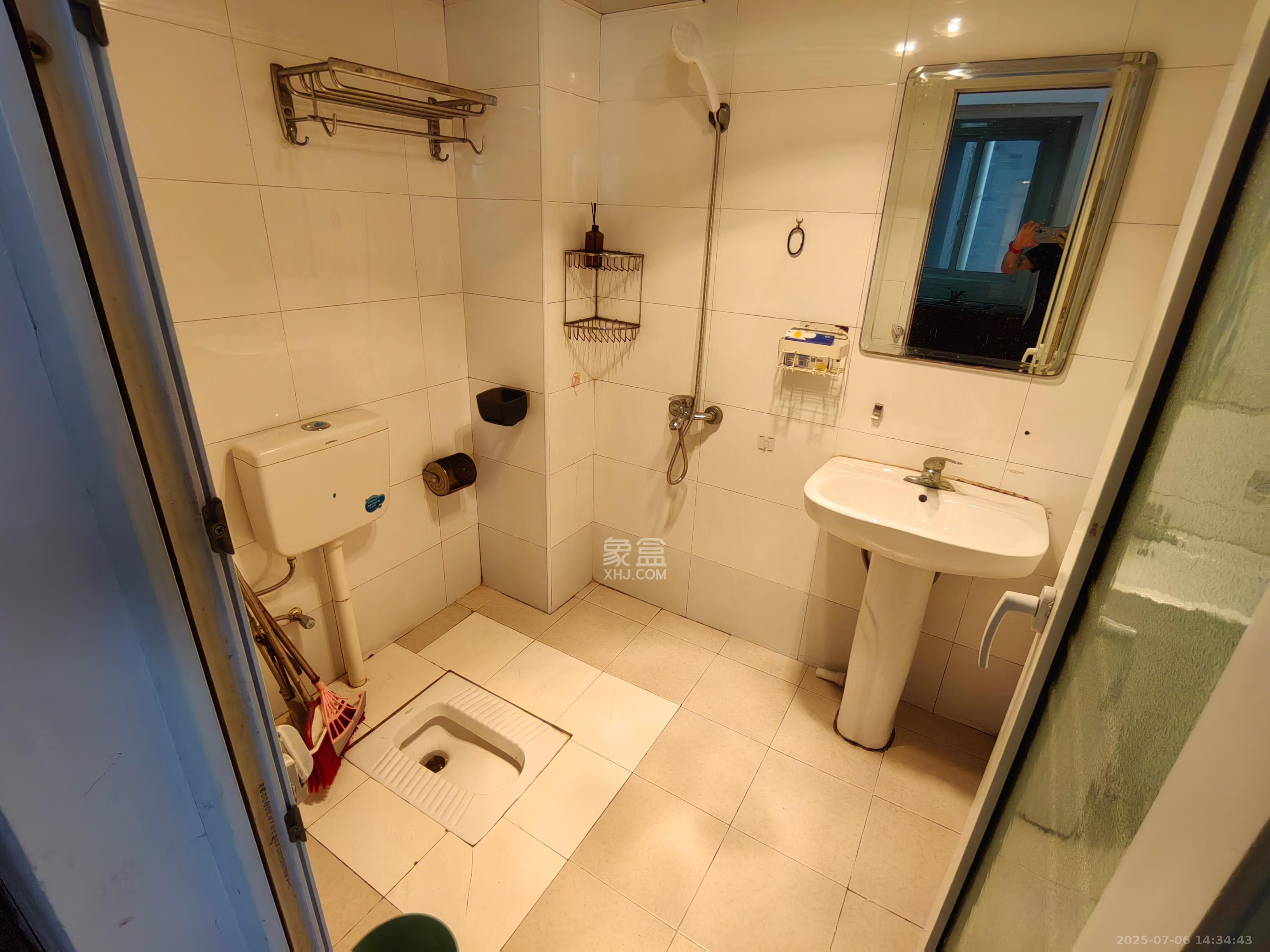 新芙蓉之都 1室1厅1卫 1600.0元/月 新芙蓉之都 1室1厅1卫 1600.0元/月室内图