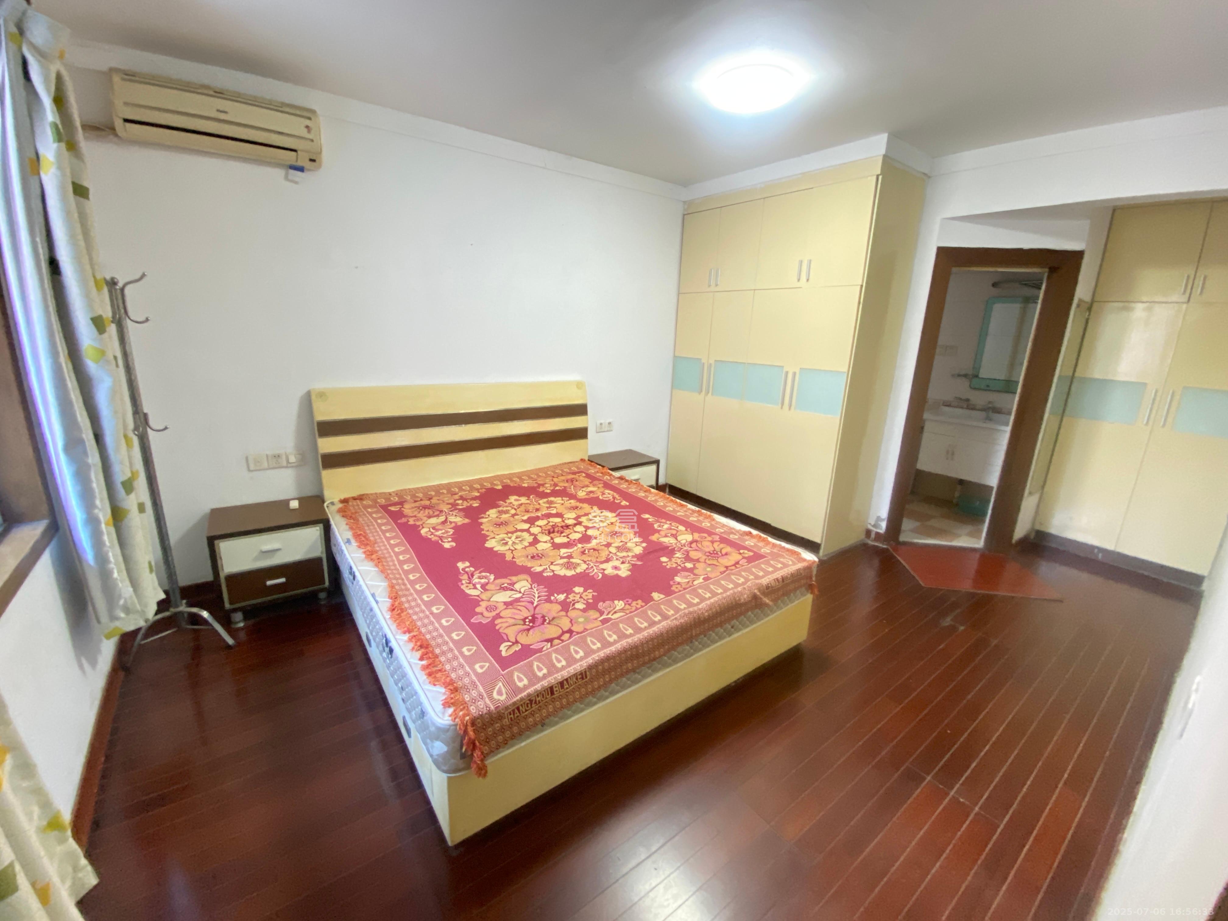 水泵厂宿舍 3室2厅2卫 2000.0元/月 水泵厂宿舍 3室2厅2卫 2000.0元/月室内图