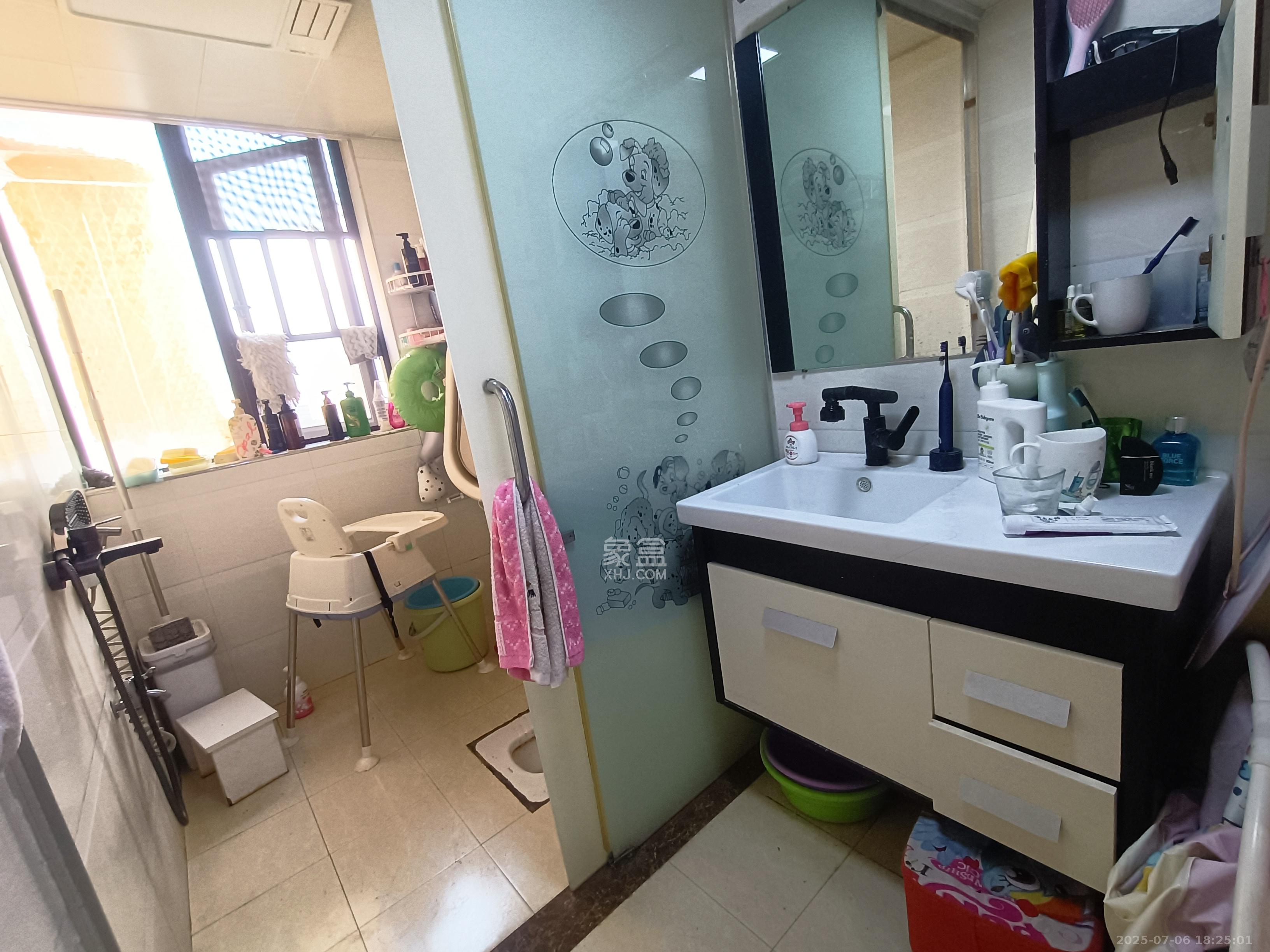 旭辉华庭  3室2厅1卫   1700.00元/月室内图