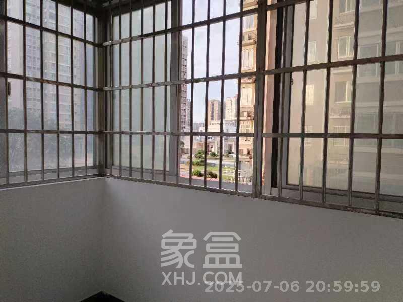 上河国际B座  2室1厅1卫    2280.0元/月室内图