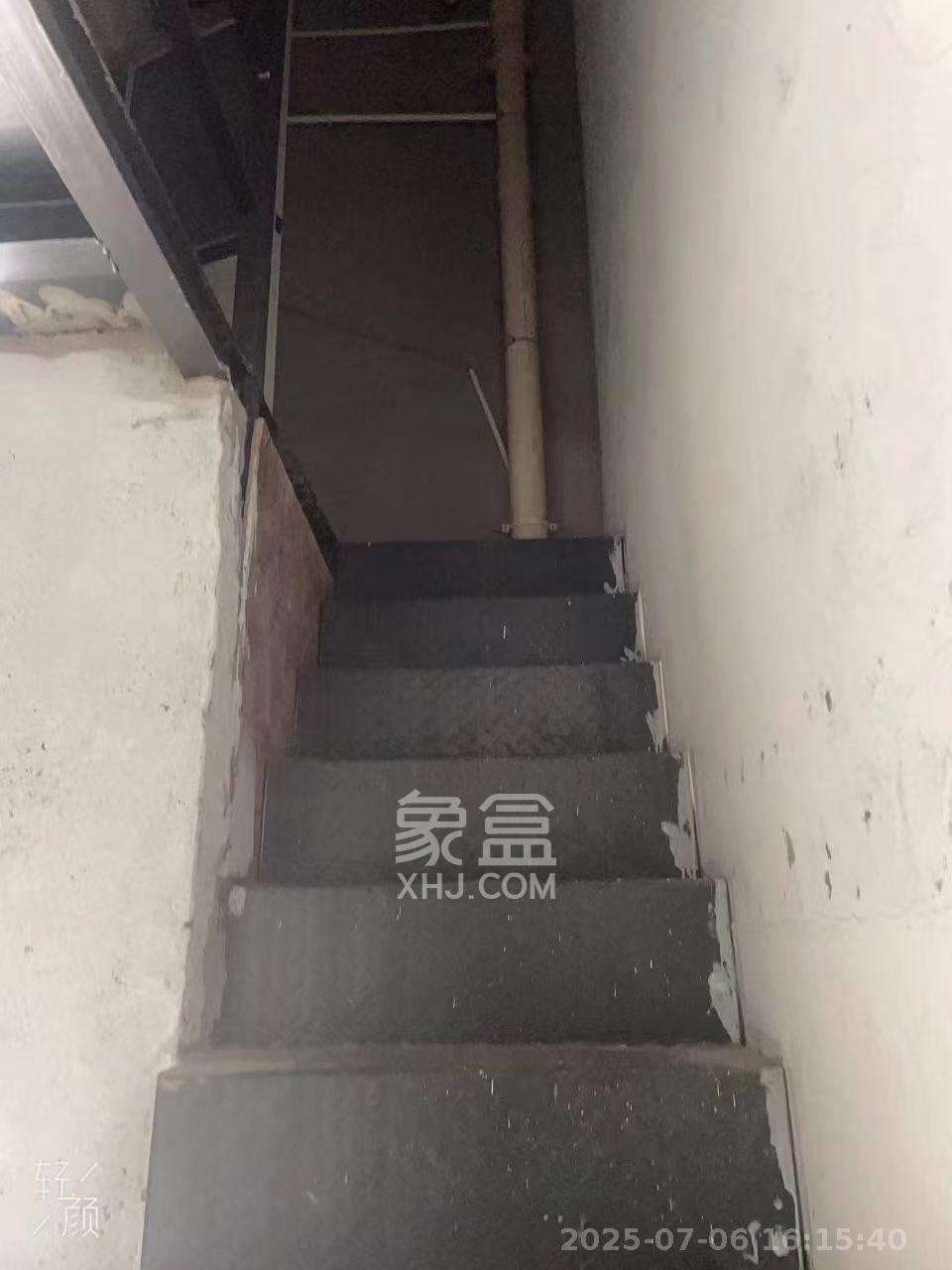 中国铁建国际城一期   28.98㎡      1800.0元/月室内图