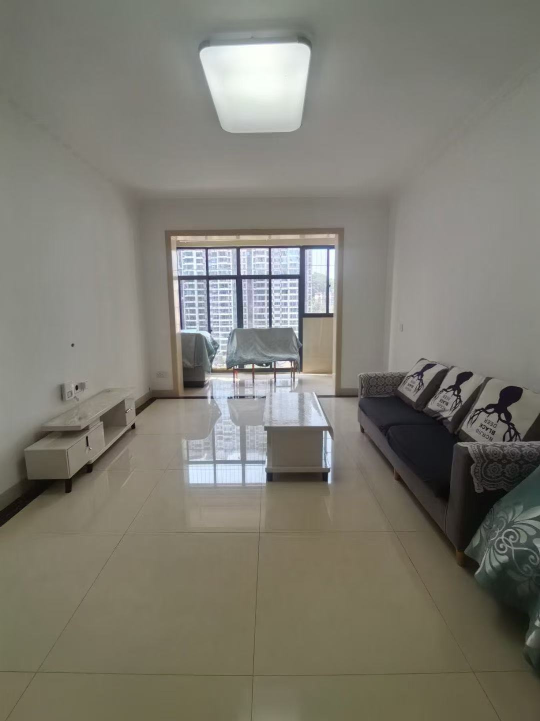 云沙诗意 2室1厅1卫 1800.0元/月 云沙诗意 2室1厅1卫 1800.0元/月室内图