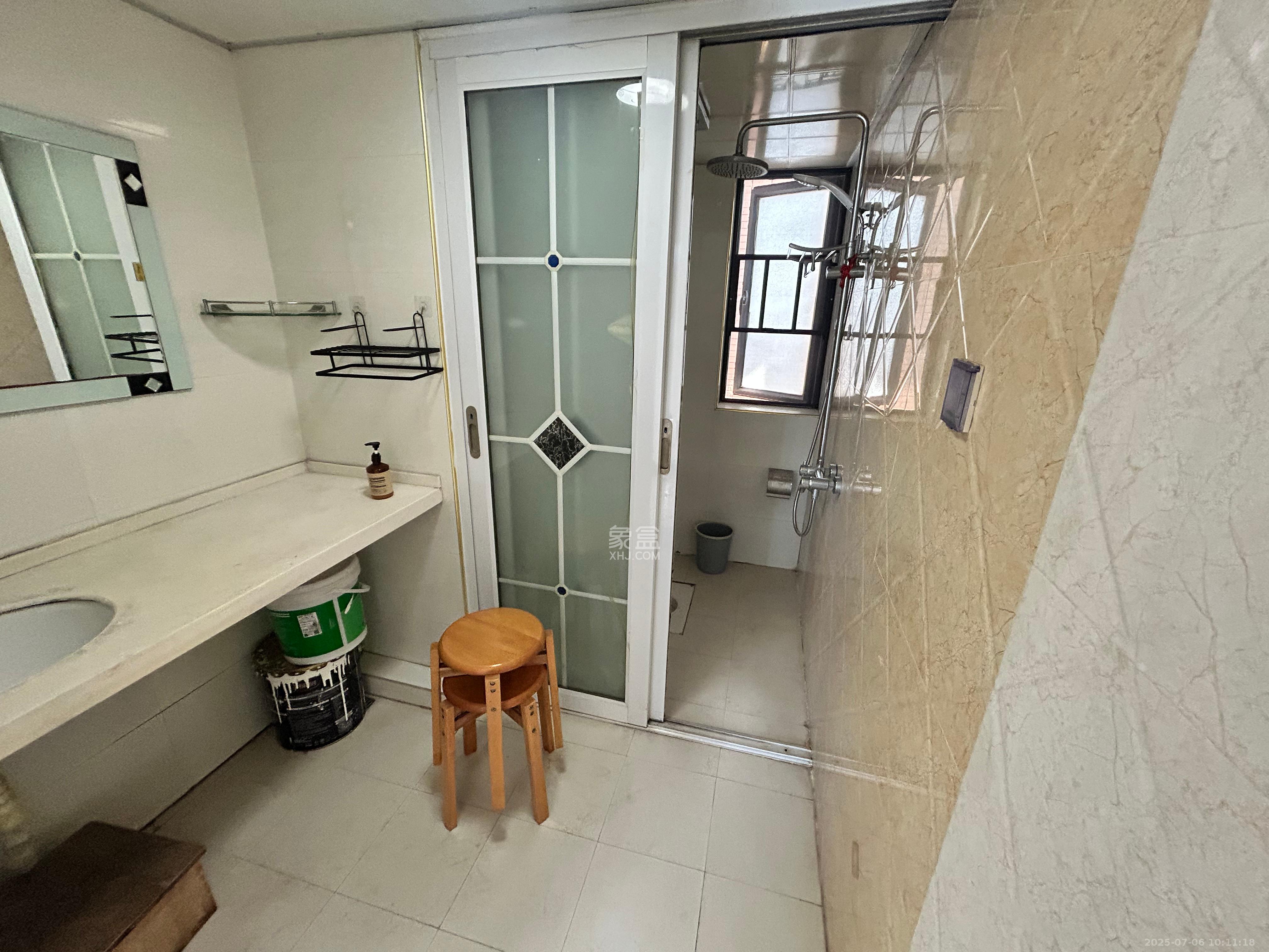 江河双水湾 3室2厅1卫 2500.0元/月 江河双水湾 3室2厅1卫 2500.0元/月室内图