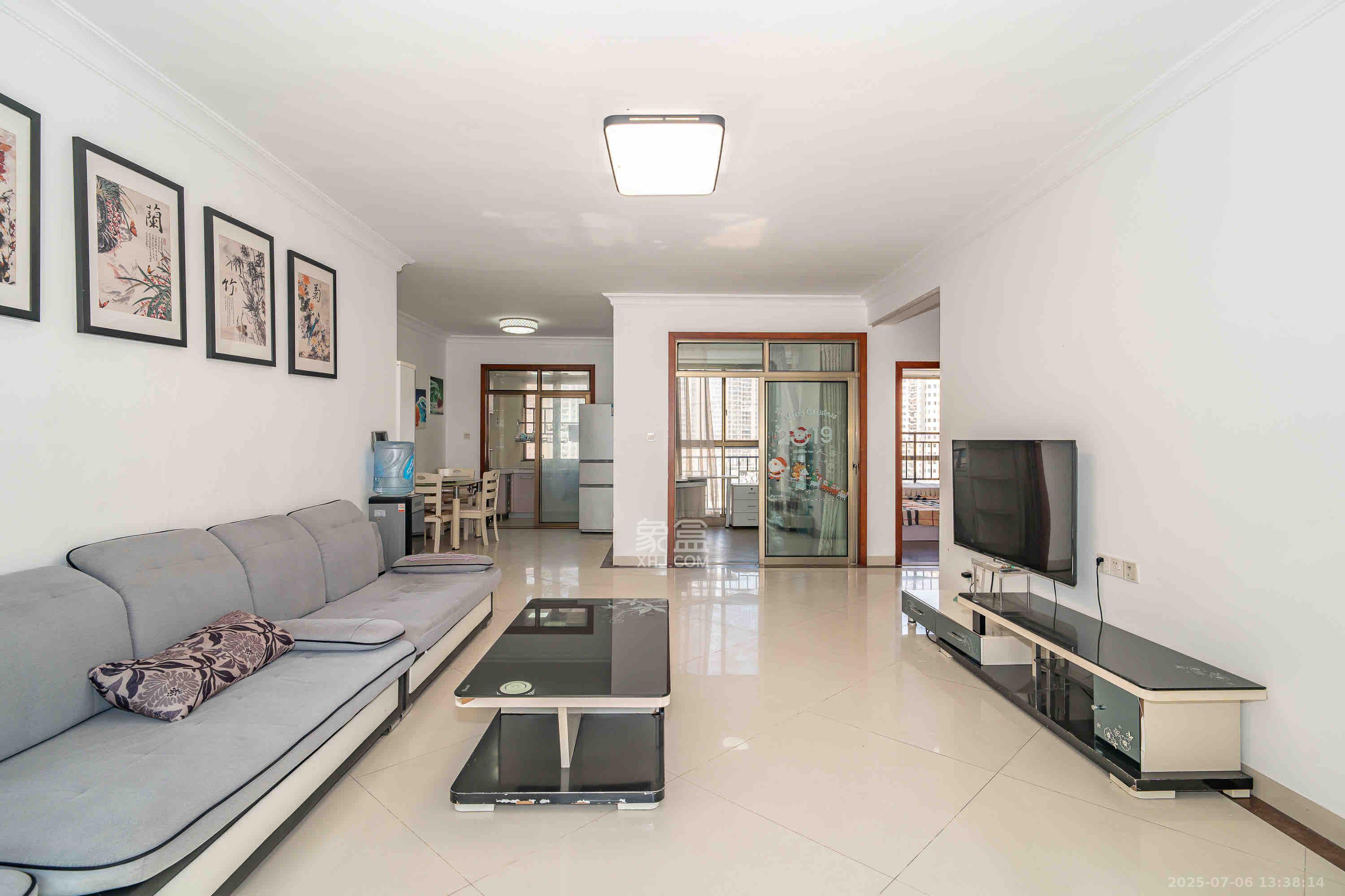 江山帝景雅典 3室2厅1卫 2100.0元/月 江山帝景雅典 3室2厅1卫 2100.0元/月室内图