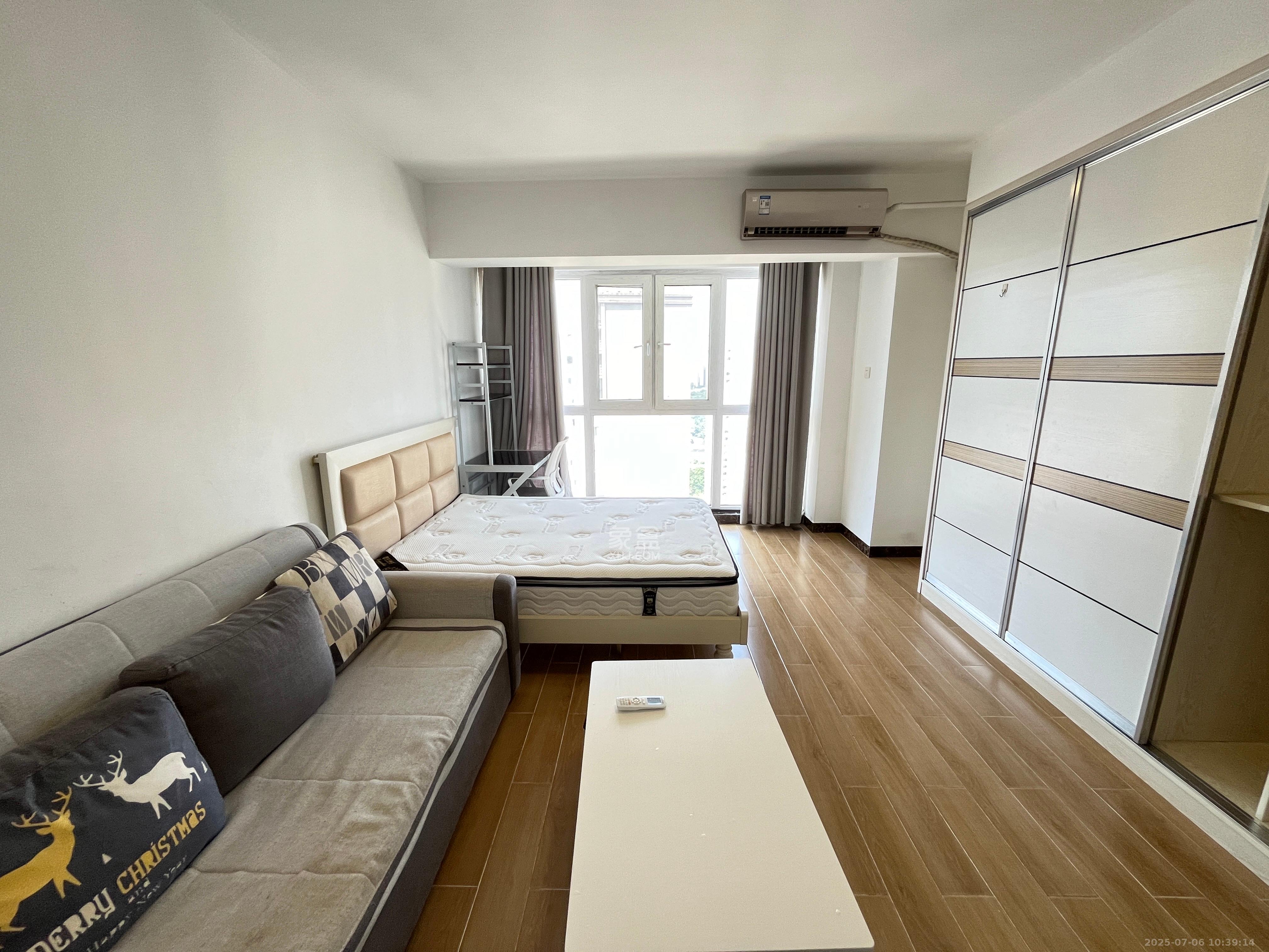 中交里城 1室1厅1卫 1800.0元/月 中交里城 1室1厅1卫 1800.0元/月室内图