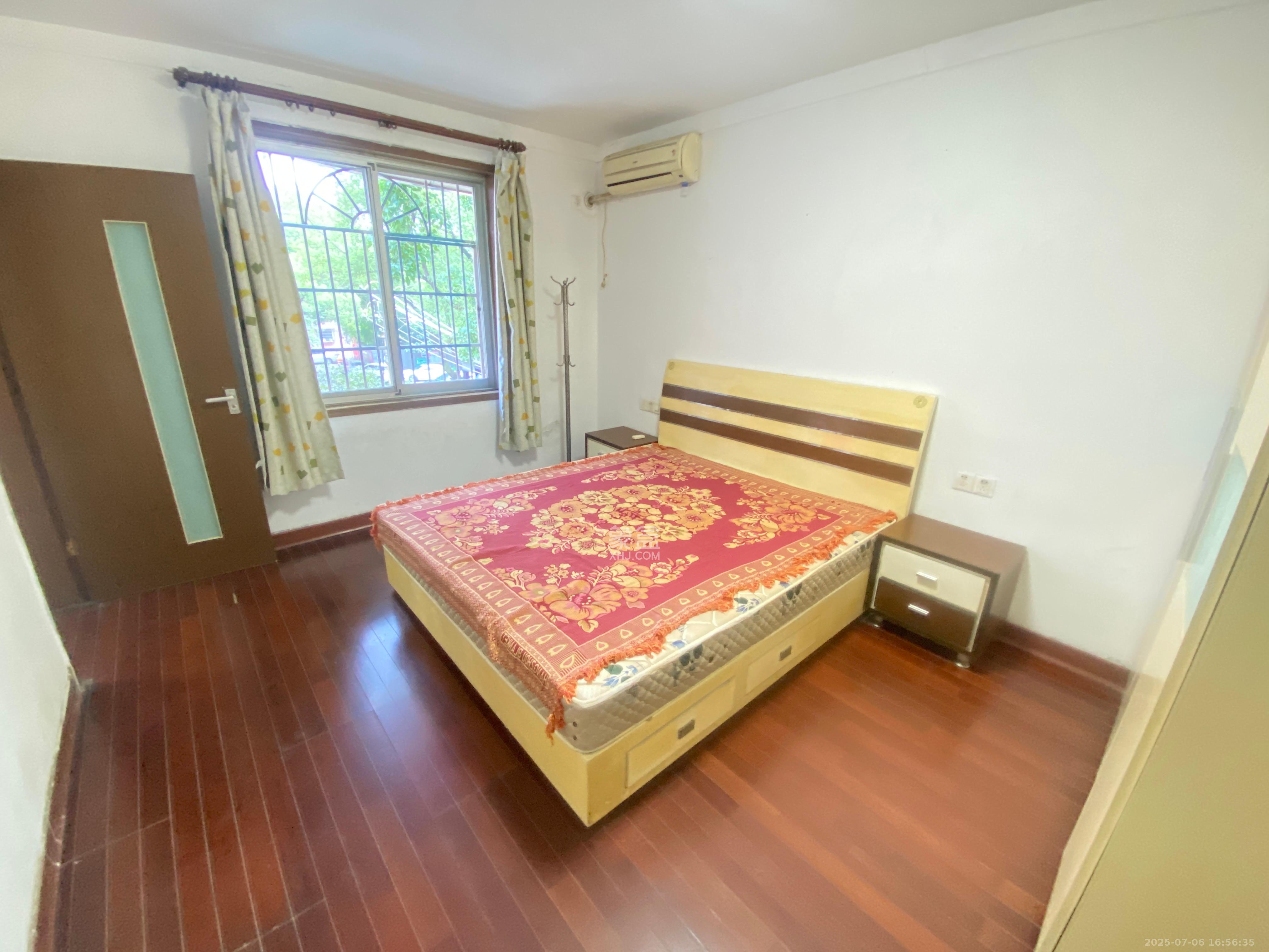 水泵厂宿舍 3室2厅2卫 2000.0元/月 水泵厂宿舍 3室2厅2卫 2000.0元/月室内图