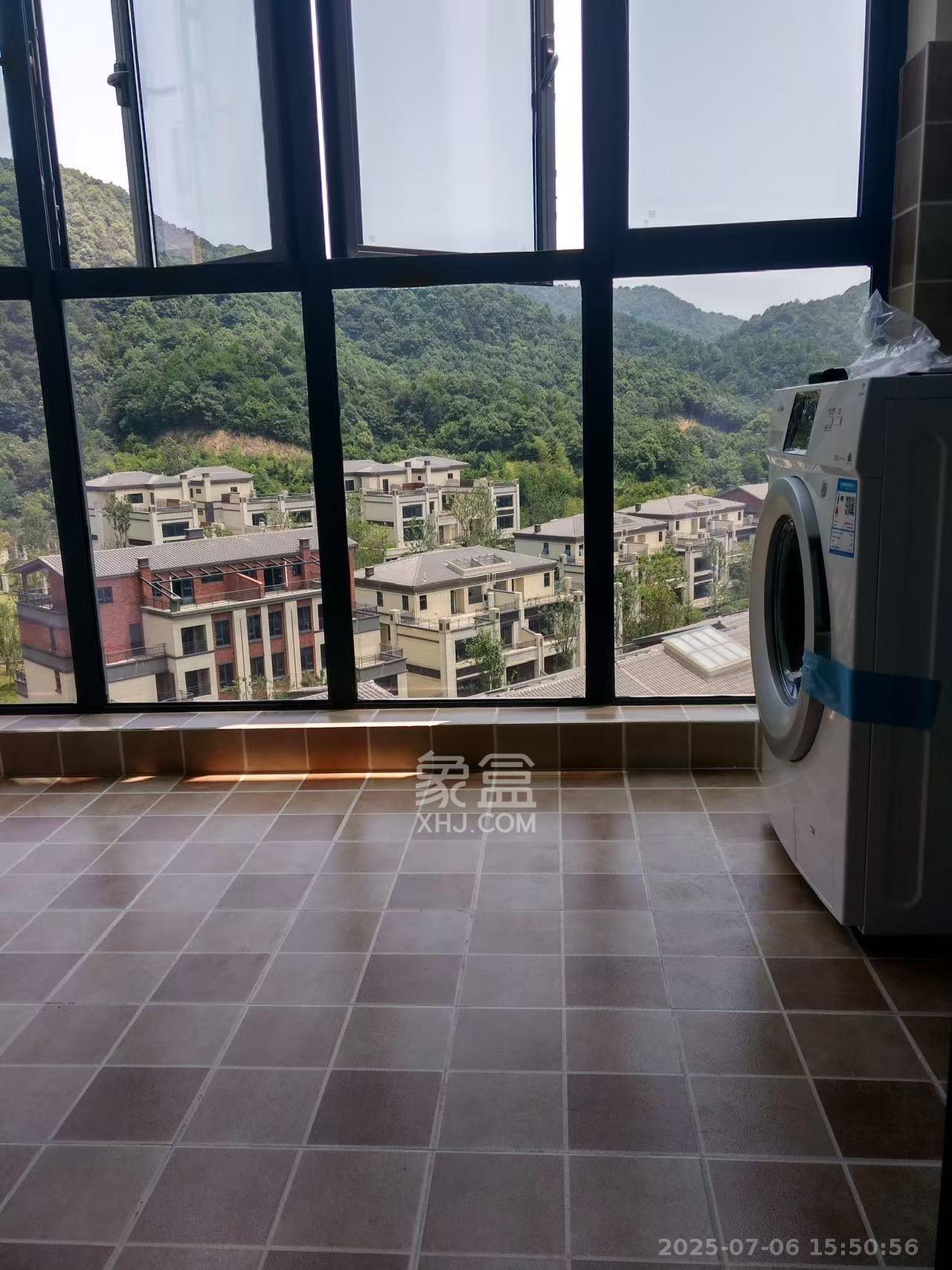 长房梅溪香山  3室2厅1卫    3500.0元/月室内图