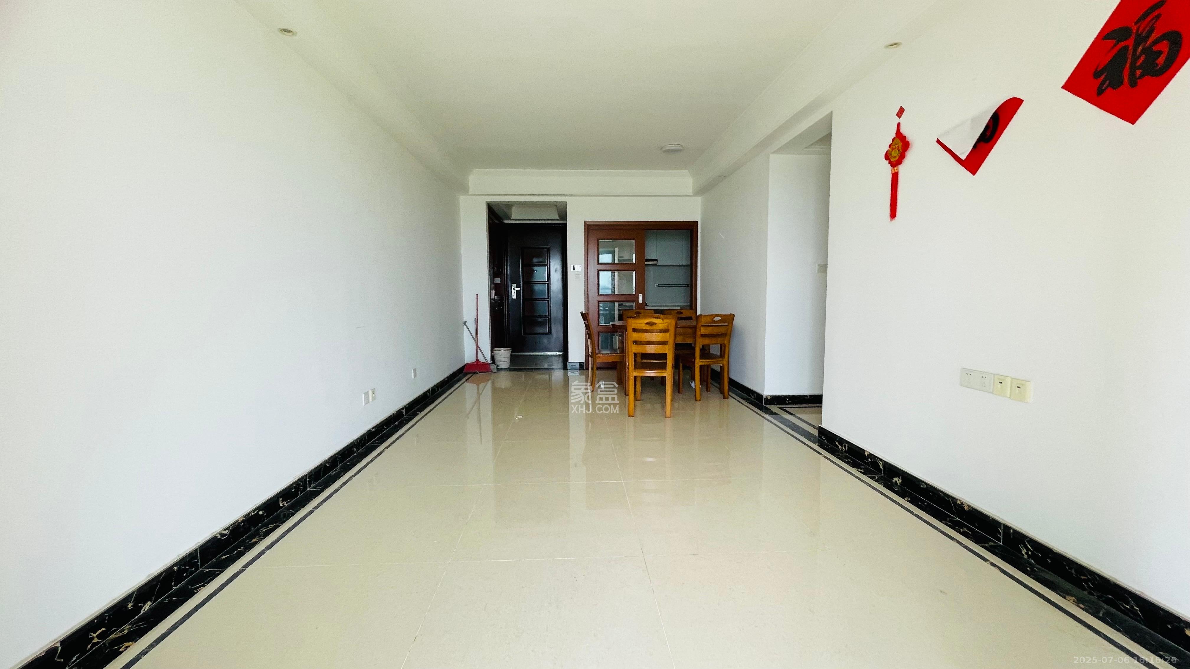 中海国际五期  3室2厅2卫    2200.0元/月 中海国际五期  3室2厅2卫    2200.0元/月