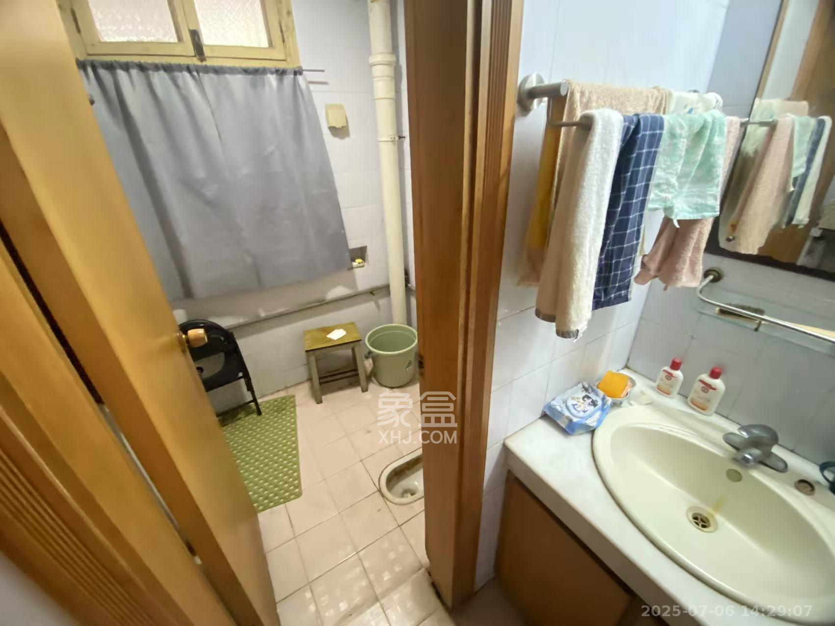 省林勘院 3室2厅1卫 2200.0元/月 省林勘院 3室2厅1卫 2200.0元/月室内图