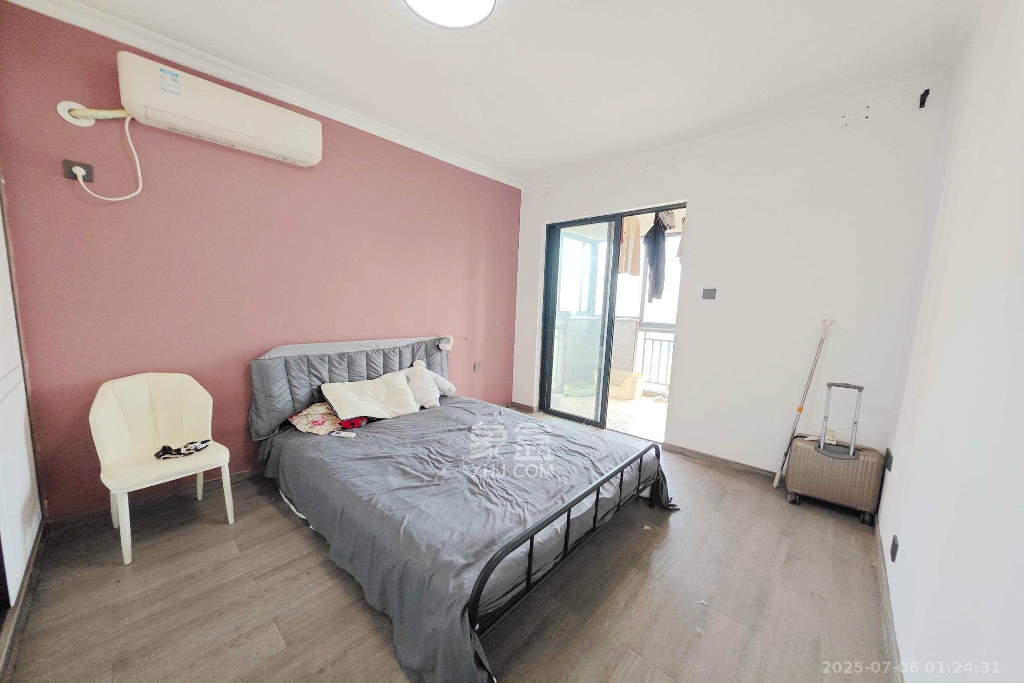 锦绣世纪 2室2厅1卫 108.5万 锦绣世纪 2室2厅1卫 108.5万卧室