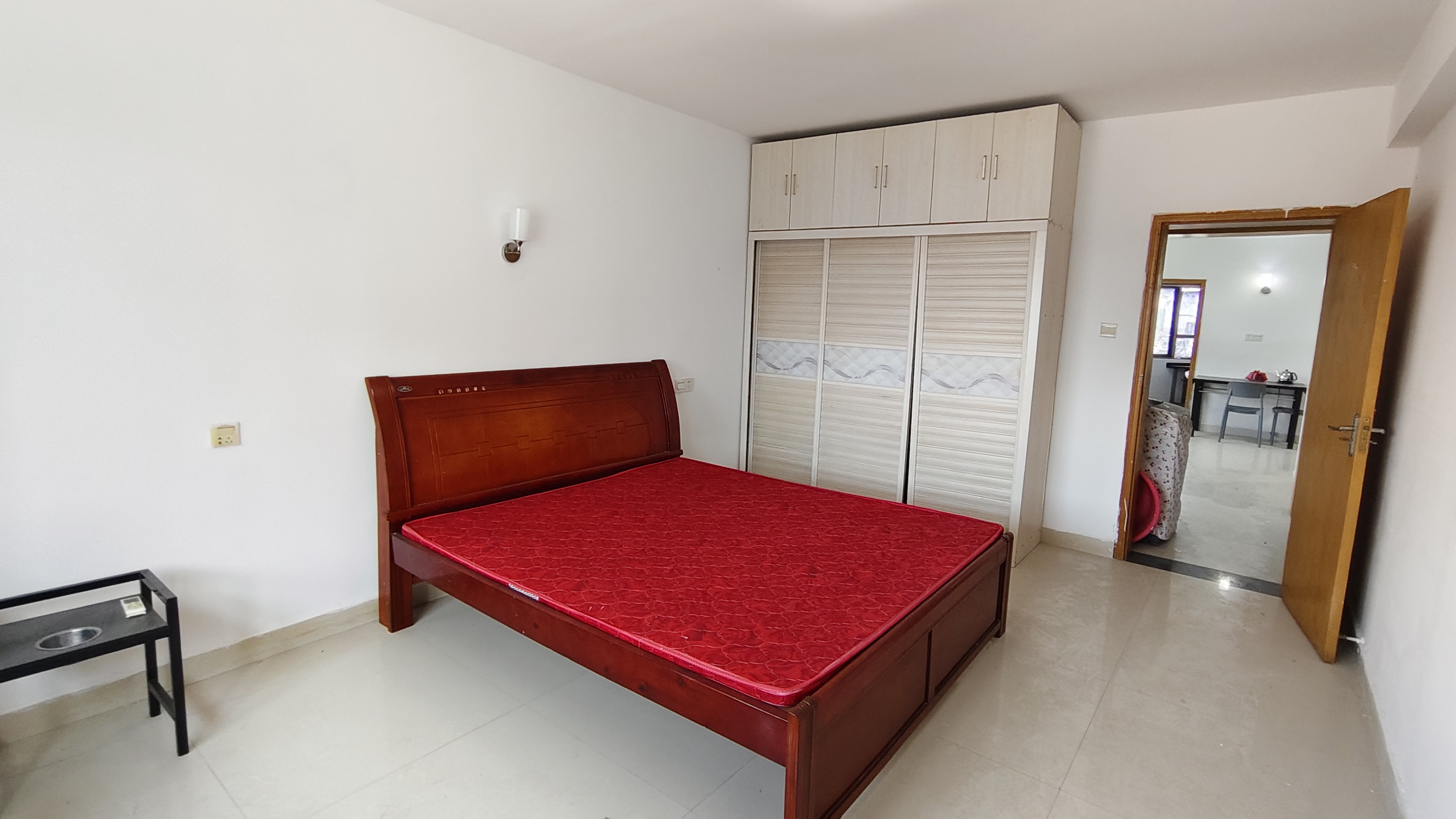 润林雅苑 2室2厅1卫 800.0元/月 润林雅苑 2室2厅1卫 800.0元/月室内图