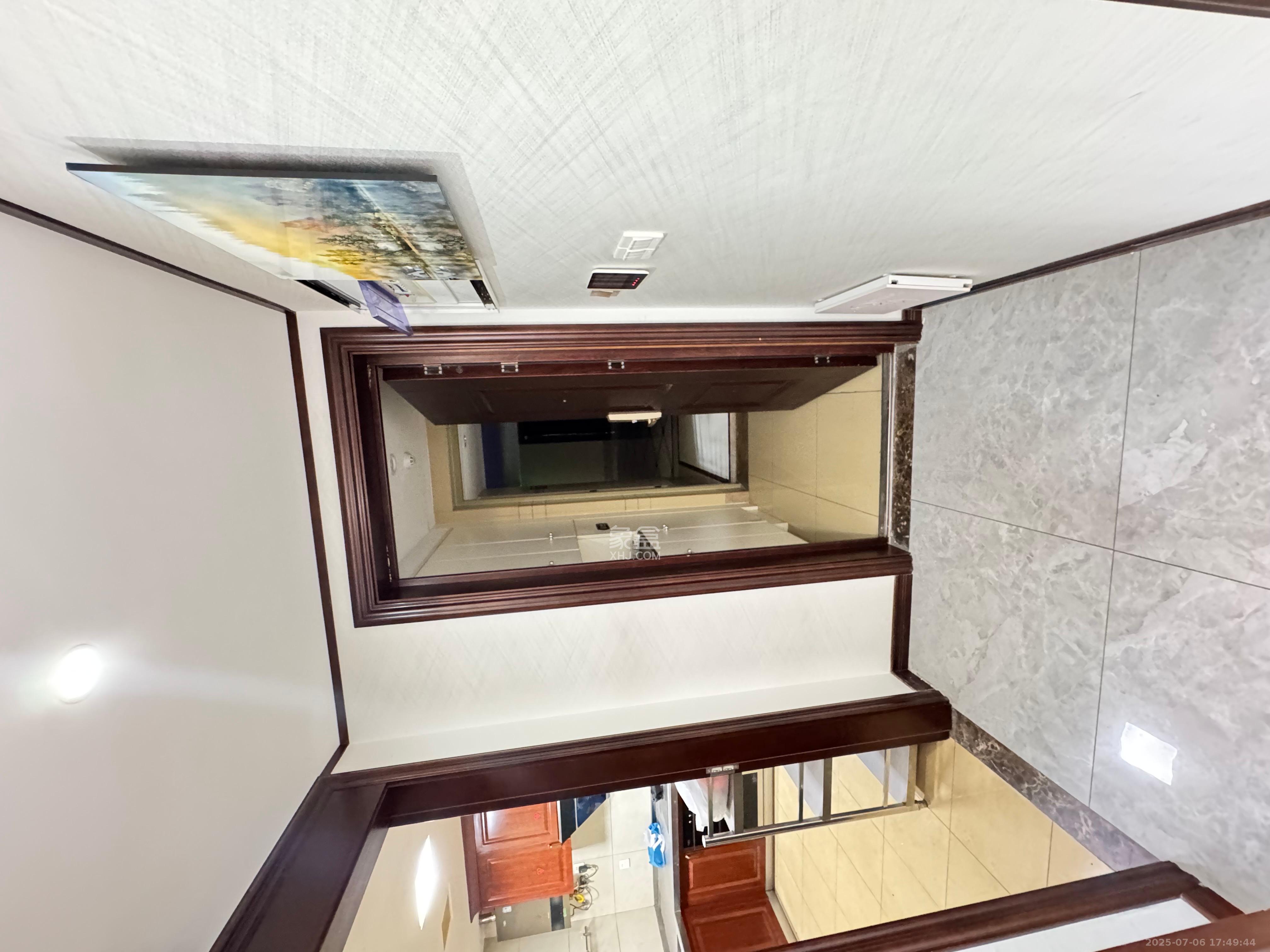 建发中央公园（建发美地）  3室2厅1卫   4200.00元/月室内图