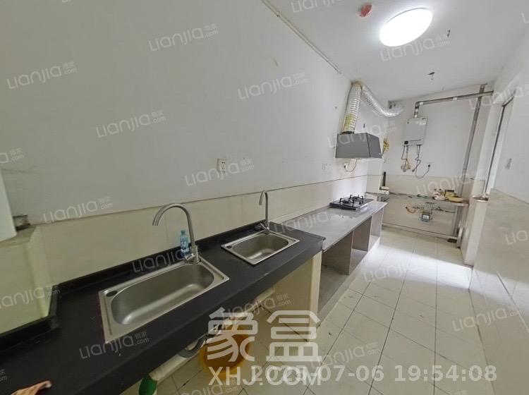 北辰三角洲B2E2区  3室2厅1卫    2700.0元/月室内图