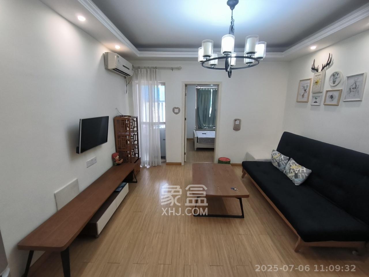 万芙锦城  1室1厅1卫    1600.0元/月室内图