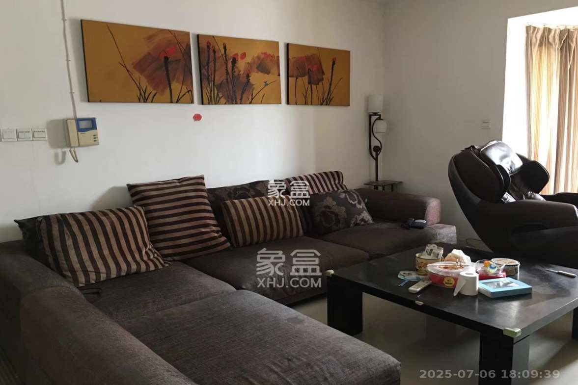 德馨园  3室2厅0卫    2500.0元/月 德馨园  3室2厅0卫    2500.0元/月室内图