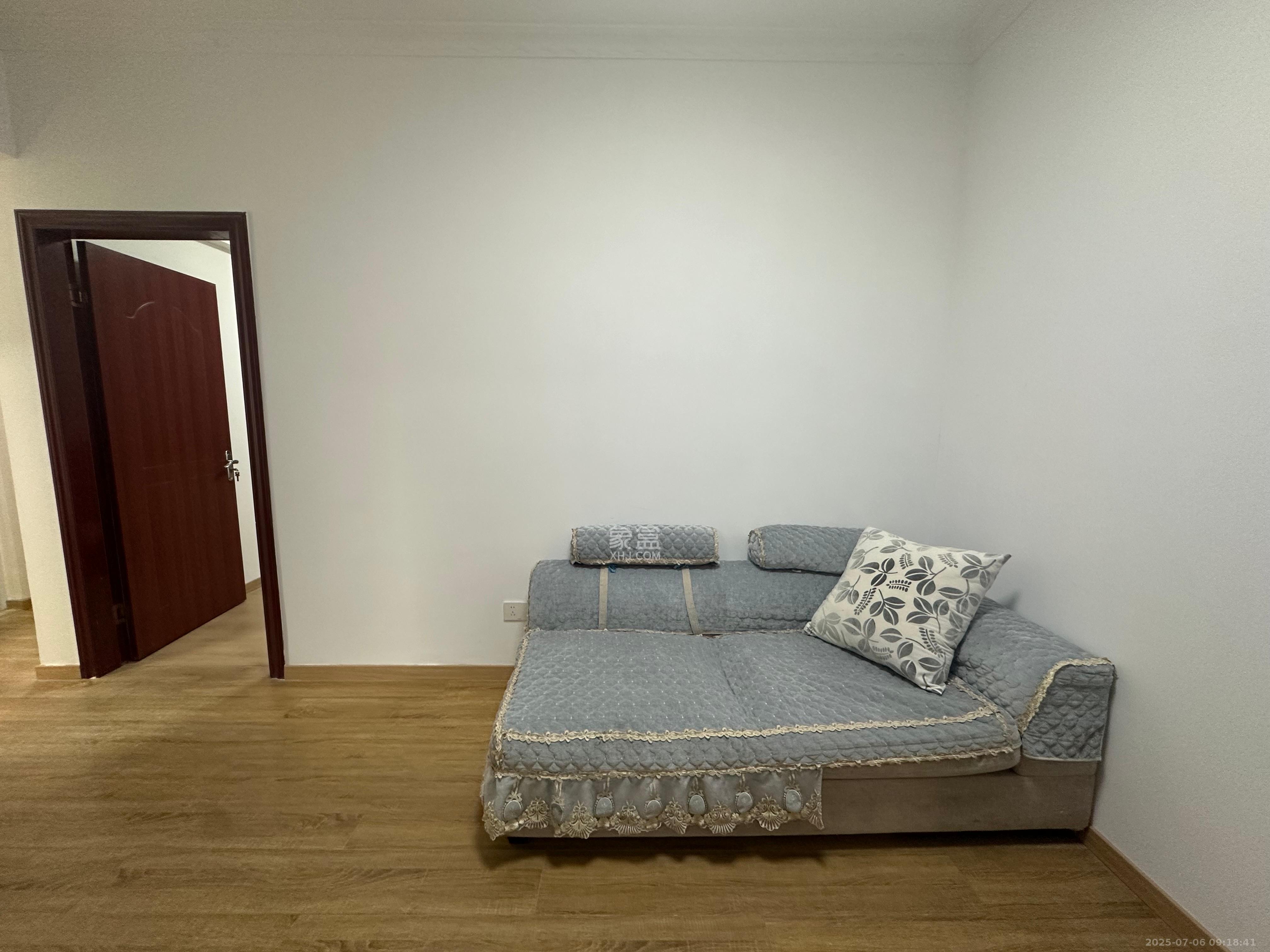 岳泰理想城 4室2厅2卫 3000.0元/月 岳泰理想城 4室2厅2卫 3000.0元/月室内图