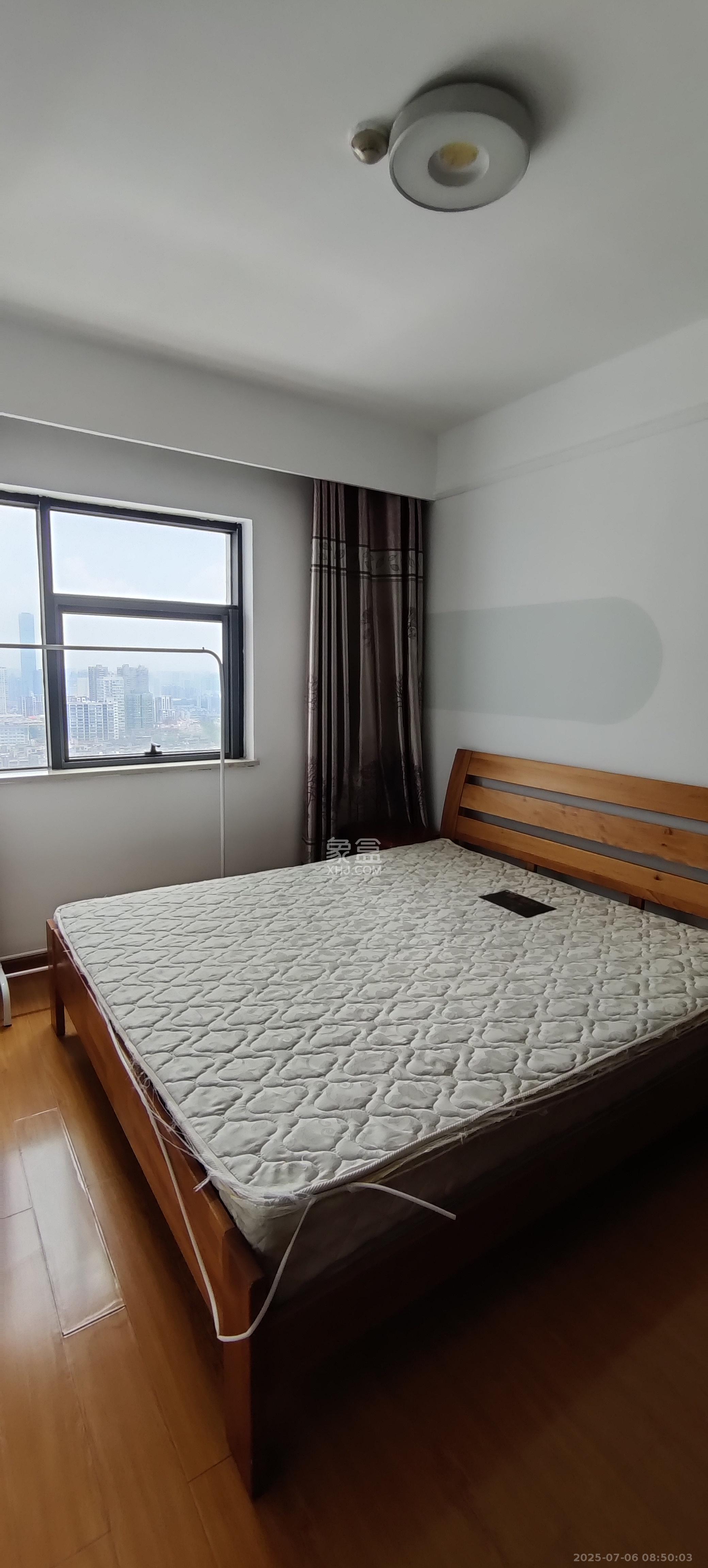 东塘瑞府  2室1厅1卫   3000.00元/月室内图