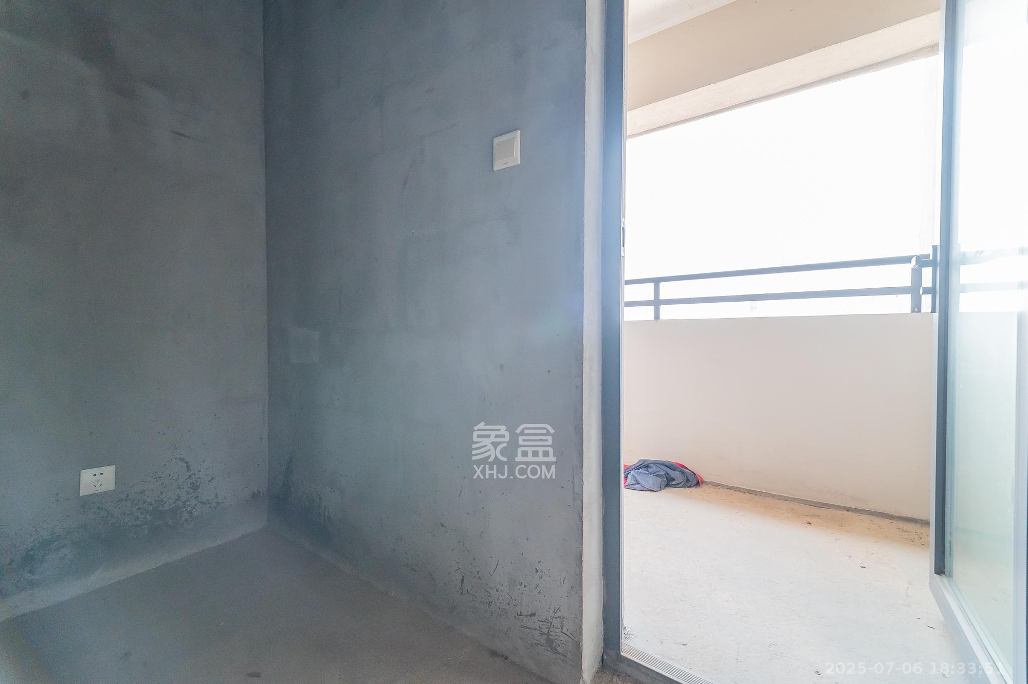 中建悦和城  3室3厅1卫   106.00万其他