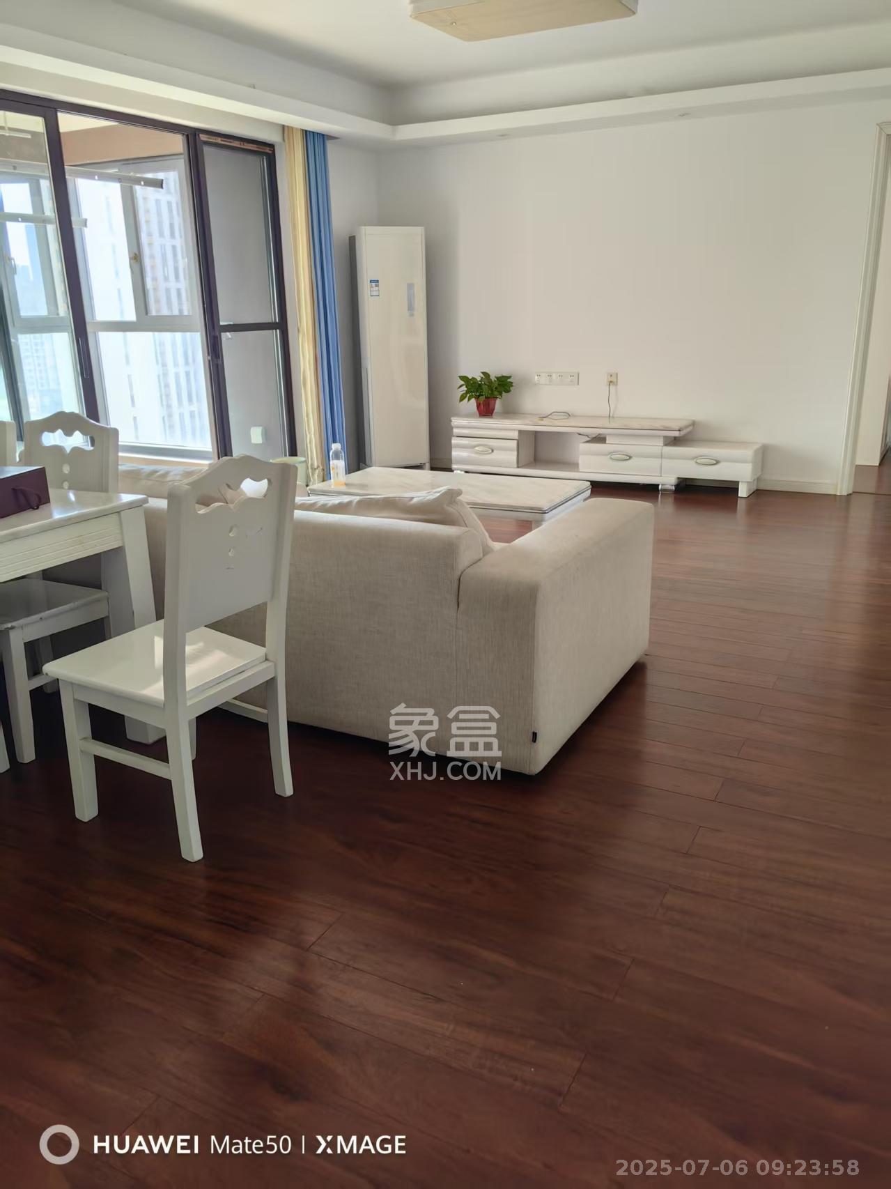 万科里梅溪郡 4室2厅2卫 4000.0元/月 万科里梅溪郡 4室2厅2卫 4000.0元/月室内图