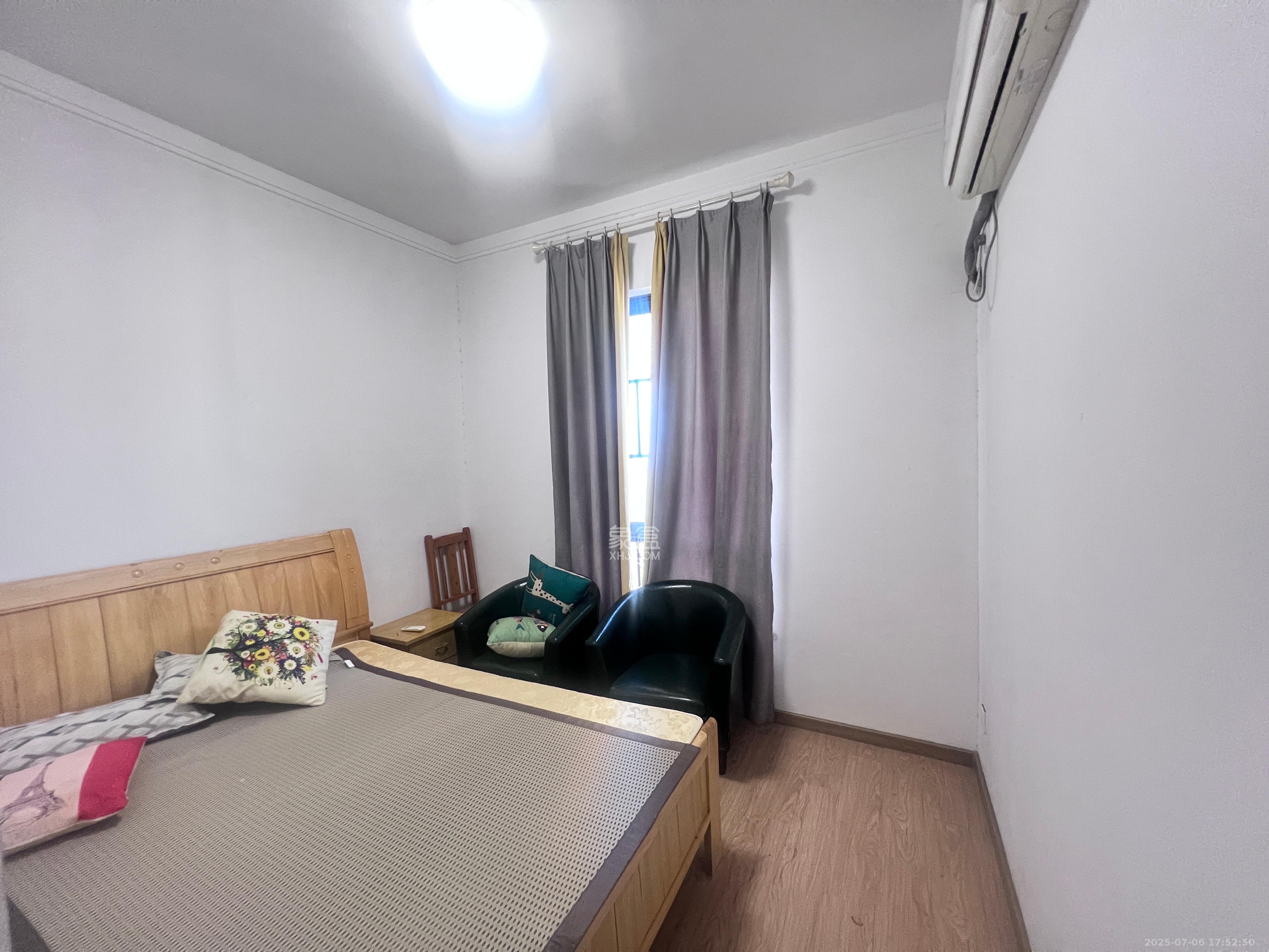 珠江郦城公园1号  3室2厅1卫    2000.0元/月 珠江郦城公园1号  3室2厅1卫    2000.0元/月室内图