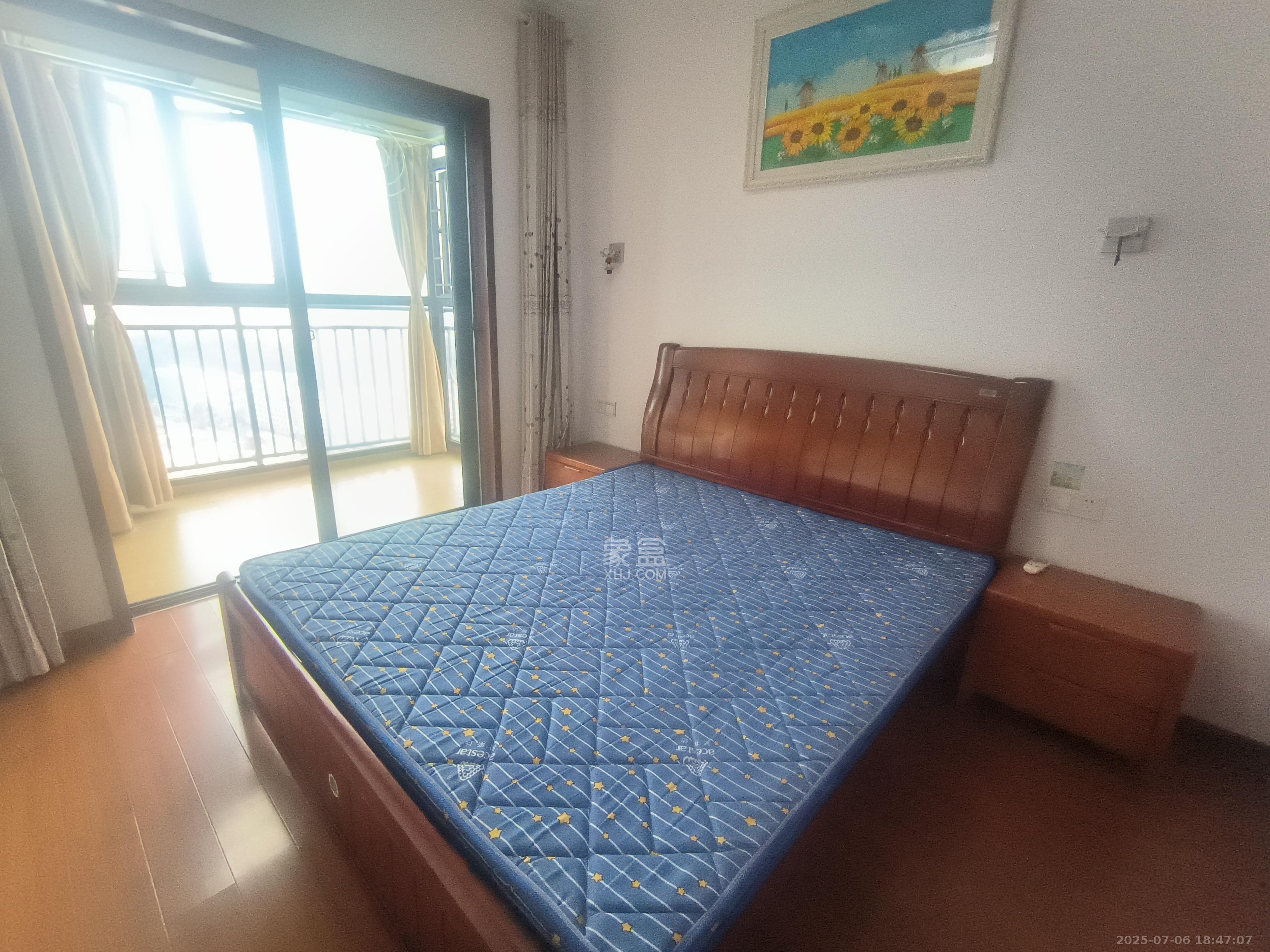 南枫时光  3室2厅1卫   2800.00元/月室内图