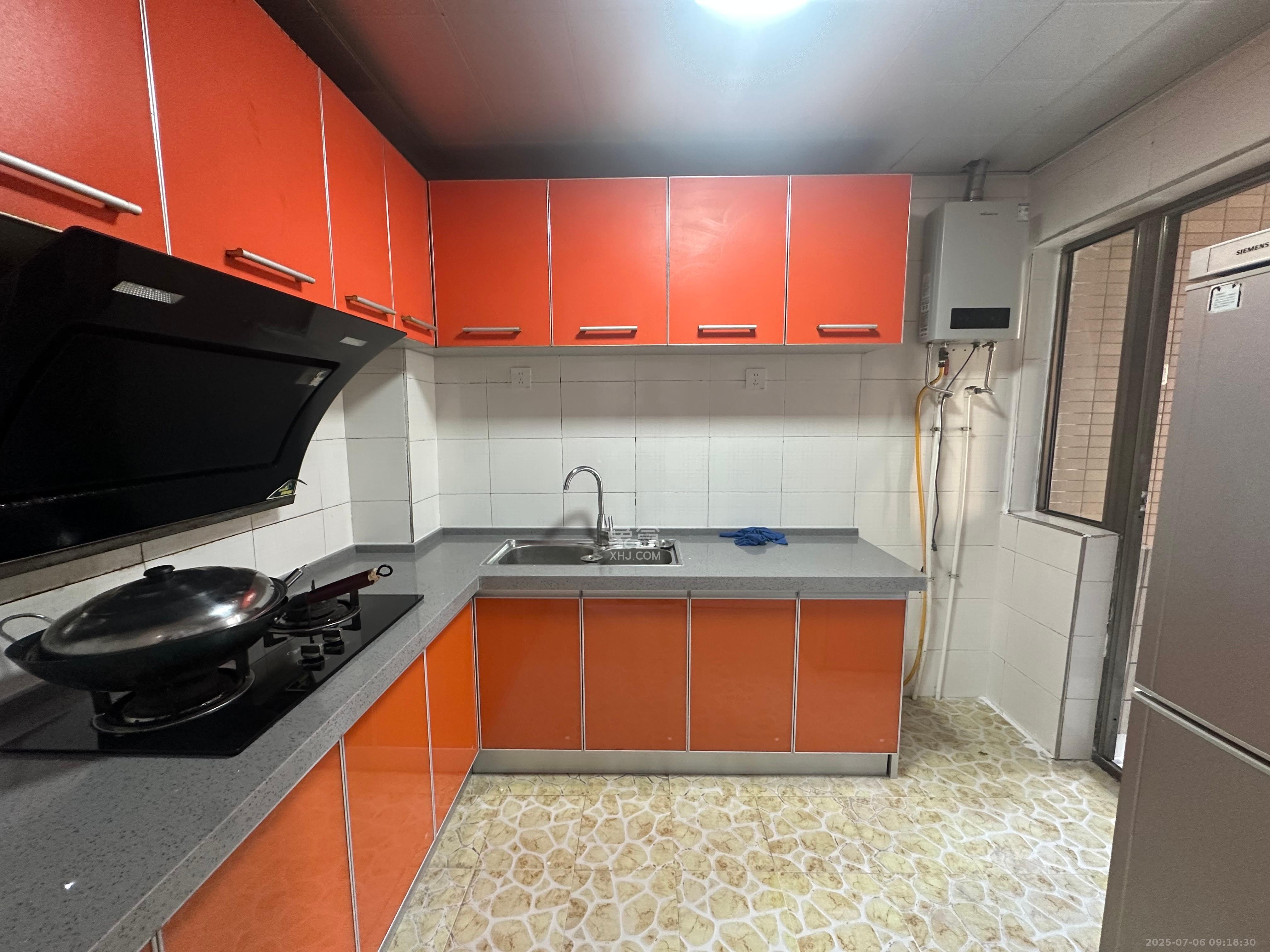 岳泰理想城 4室2厅2卫 3000.0元/月 岳泰理想城 4室2厅2卫 3000.0元/月室内图