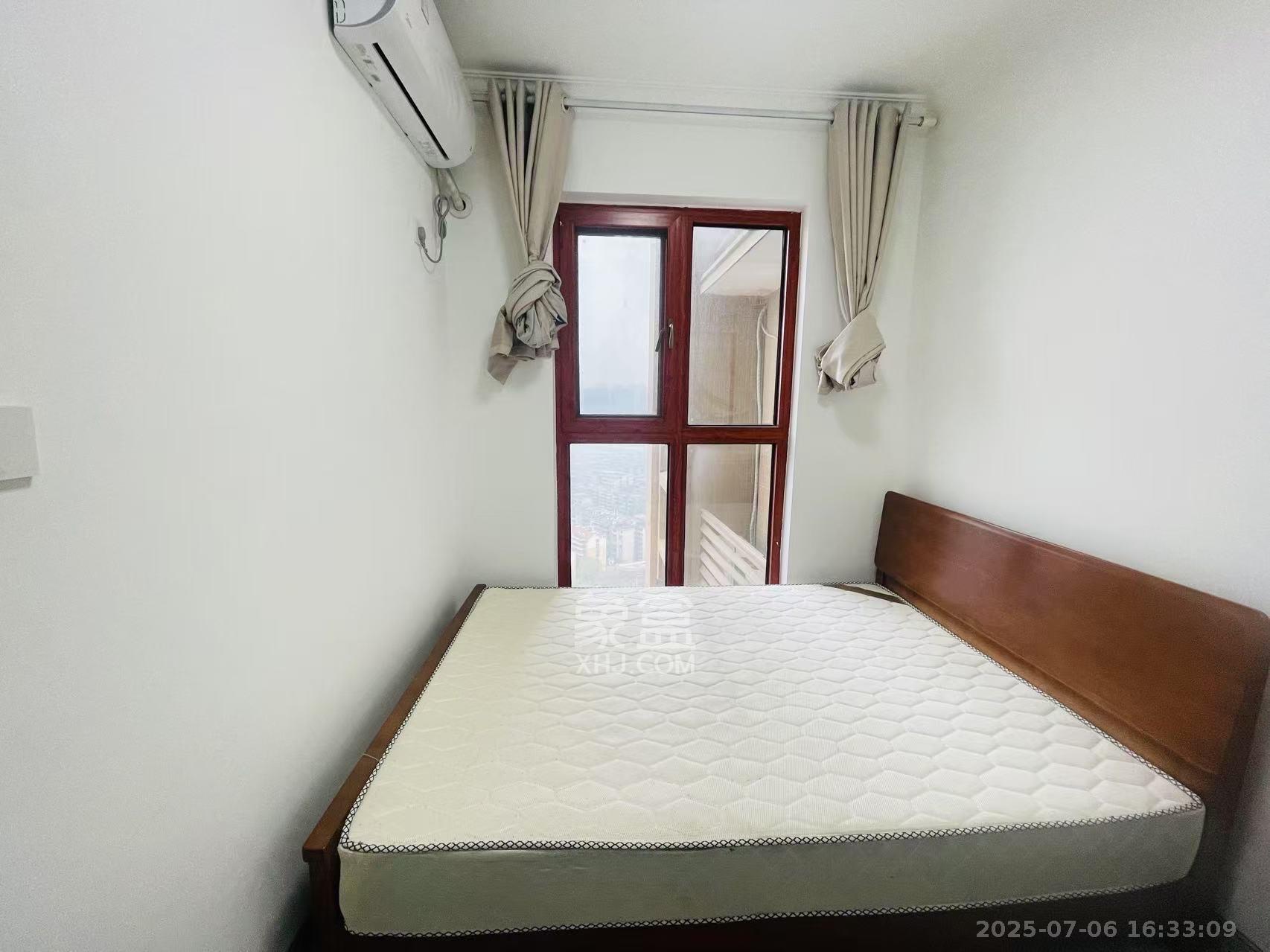 上园商住小区  2室2厅1卫   2900.00元/月室内图