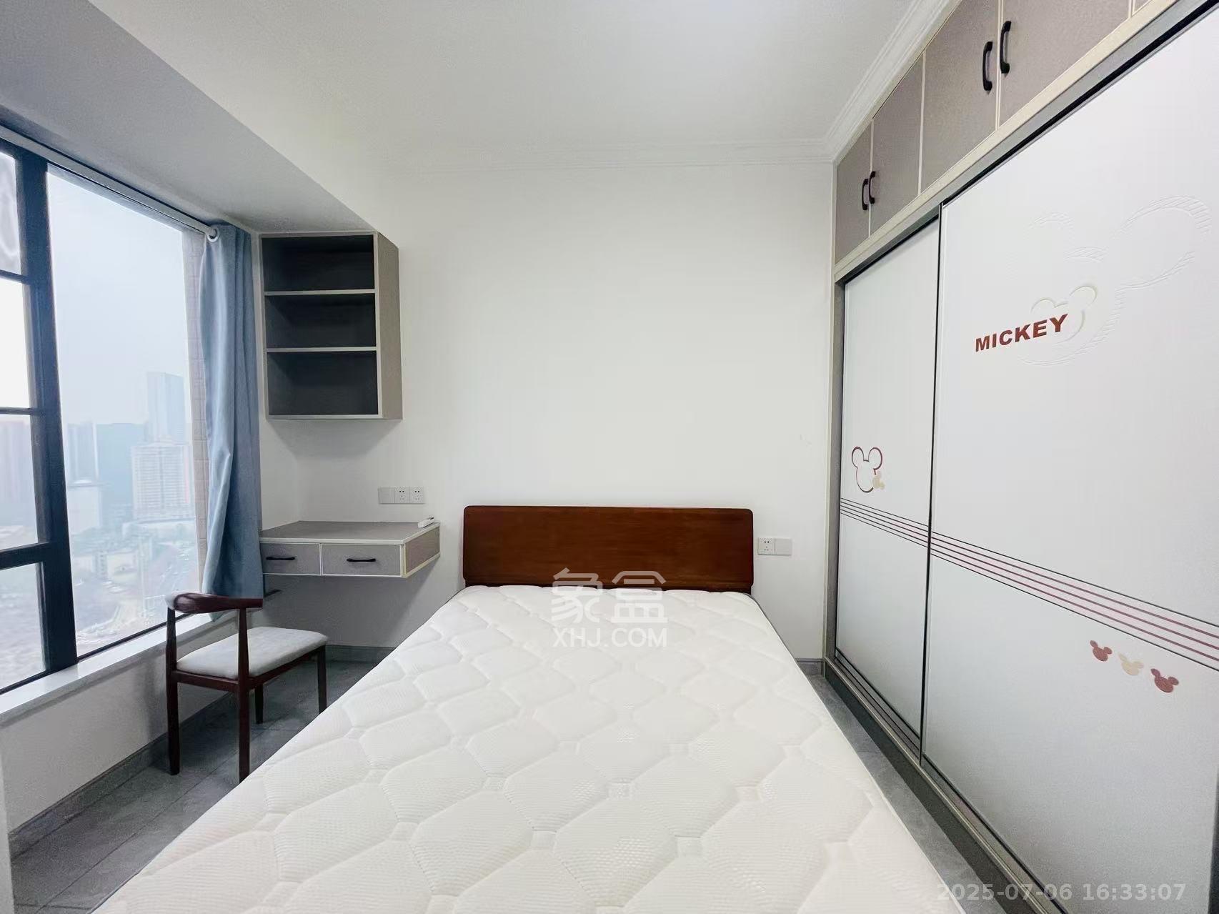 上园商住小区  2室2厅1卫   2900.00元/月室内图
