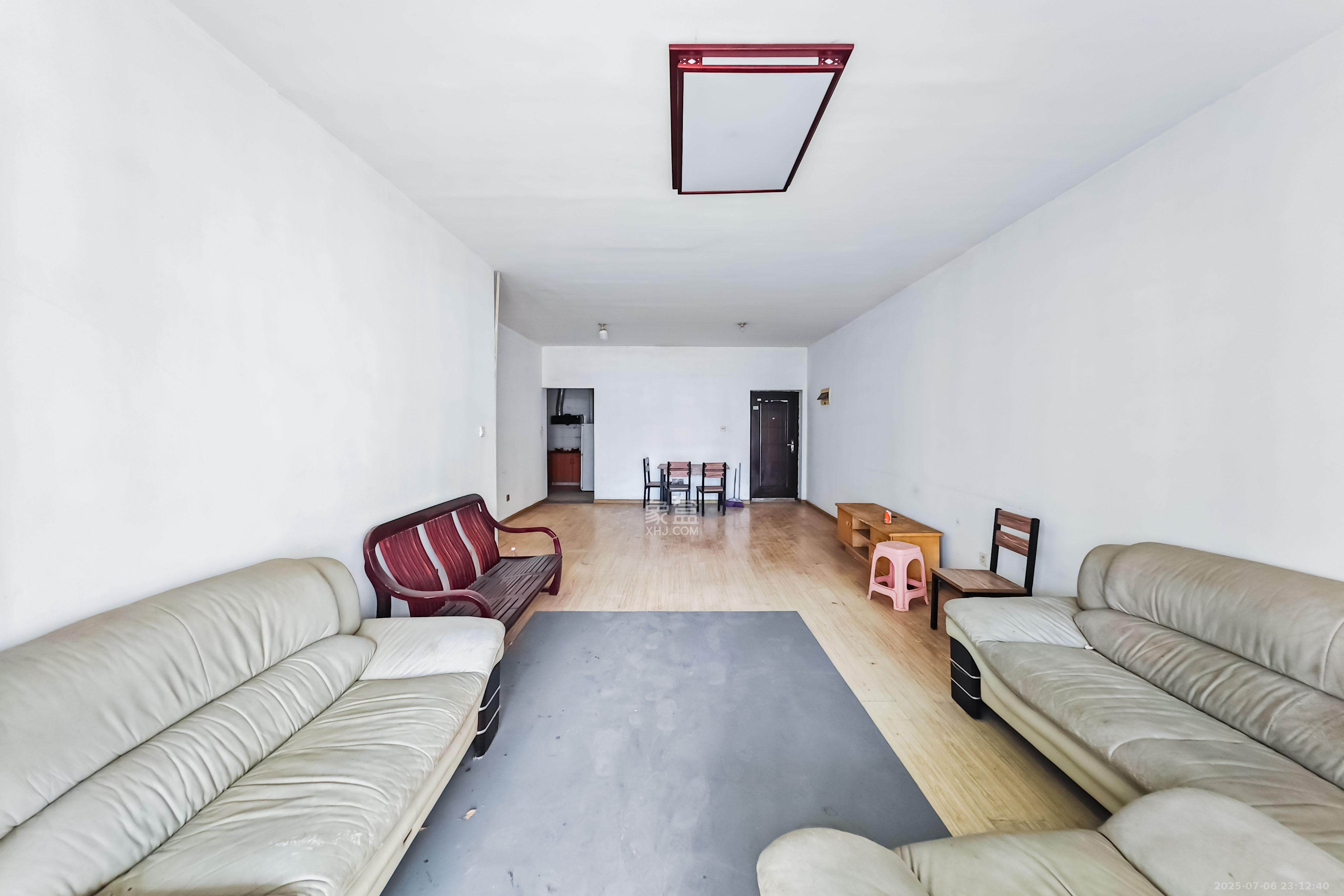 白沙湾嘉园  3室2厅2卫    89.0万 白沙湾嘉园  3室2厅2卫    89.0万