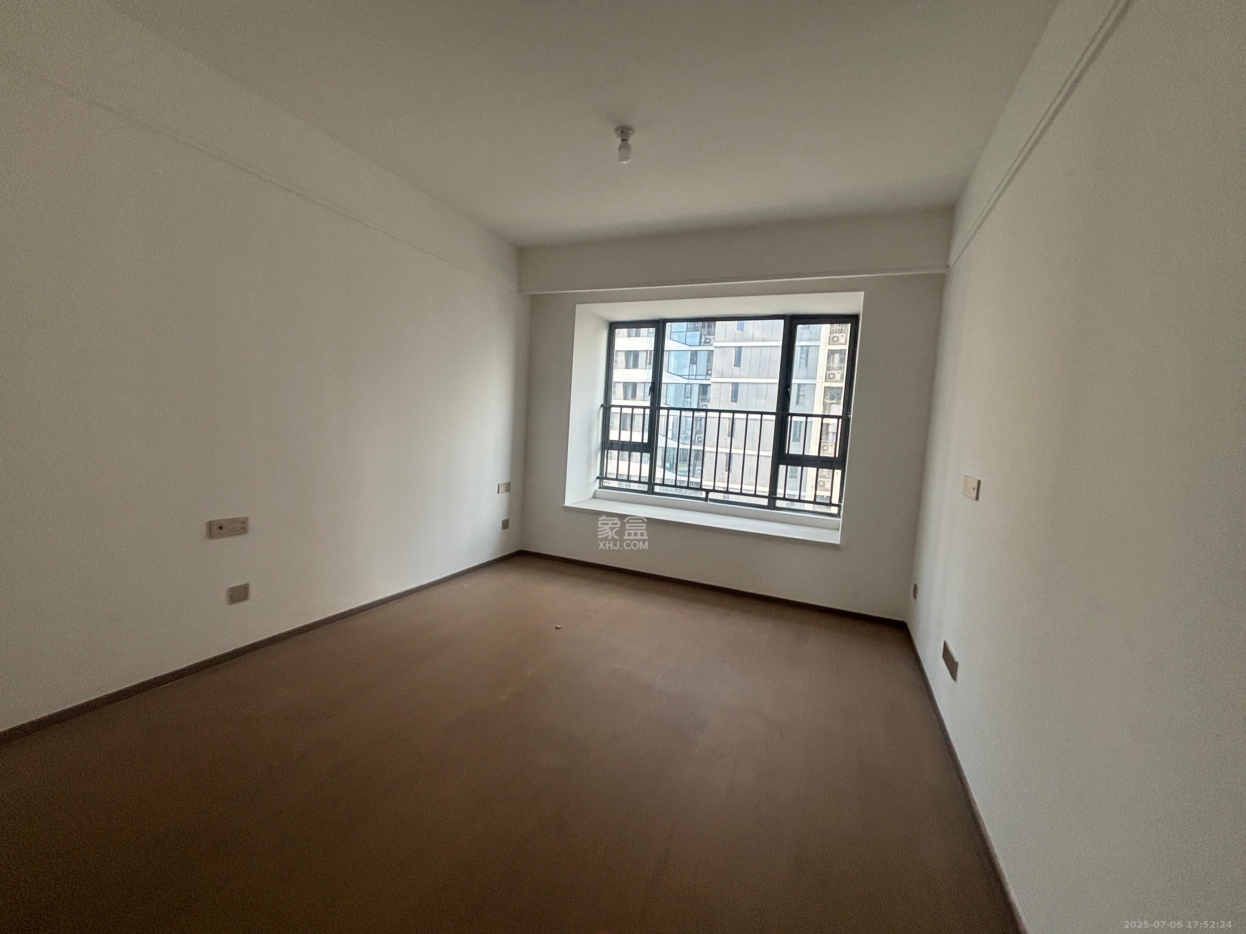 复地滨江金融中心  4室2厅2卫    7000.0元/月 复地滨江金融中心  4室2厅2卫    7000.0元/月室内图