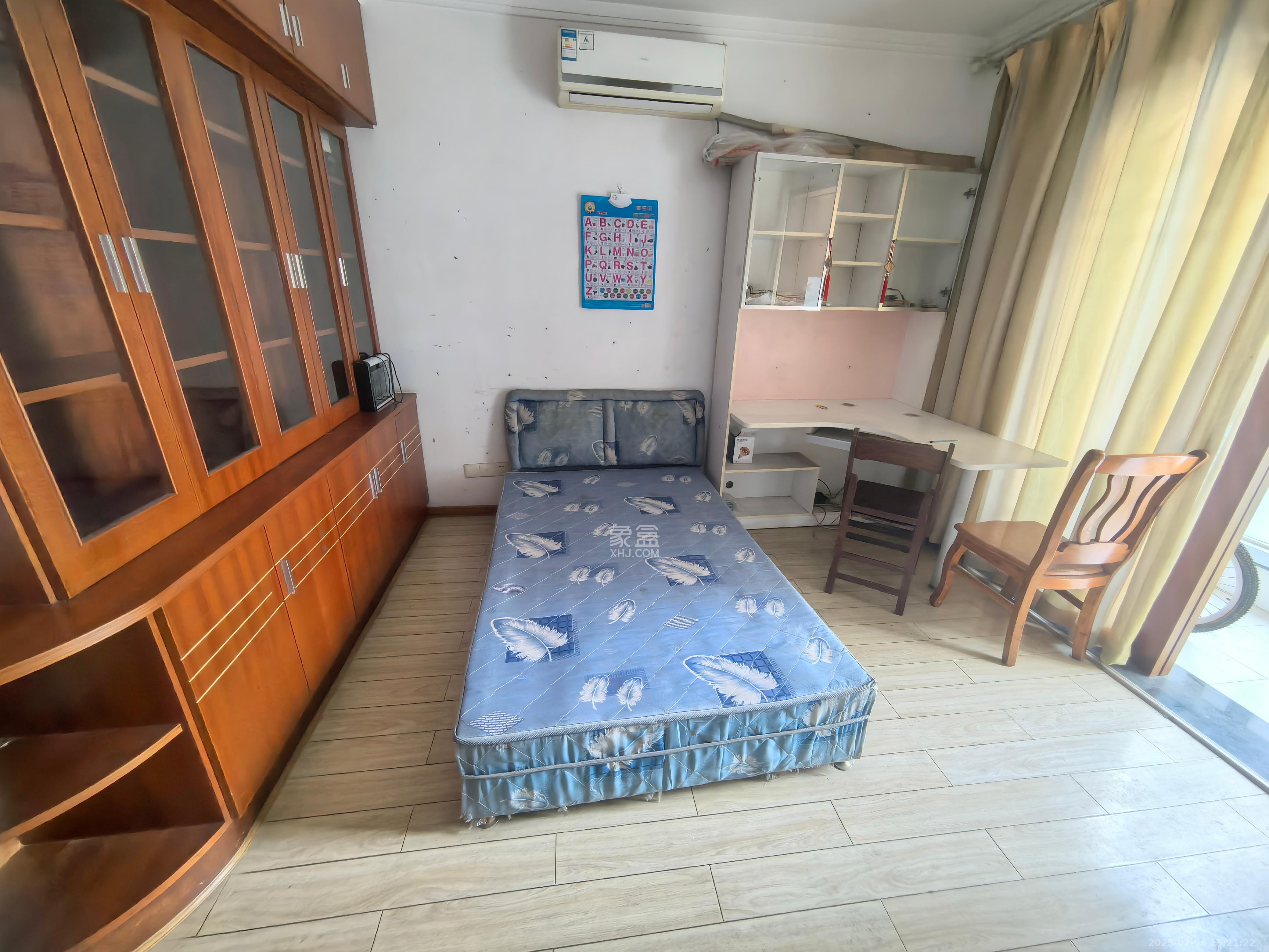 丽江翠园 3室2厅2卫 1600.0元/月 丽江翠园 3室2厅2卫 1600.0元/月室内图