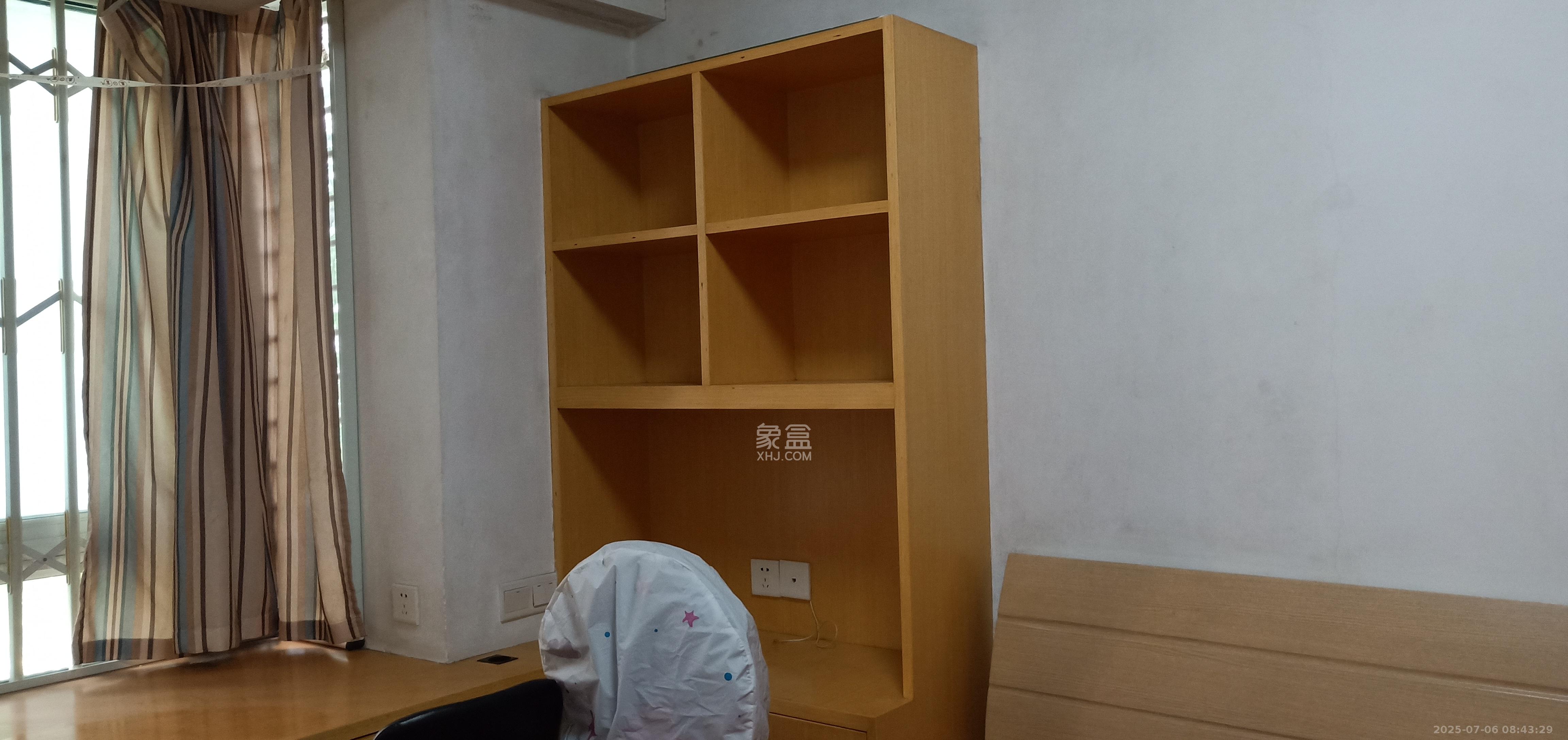 博雅湘水湾  2室2厅1卫   1600.00元/月室内图
