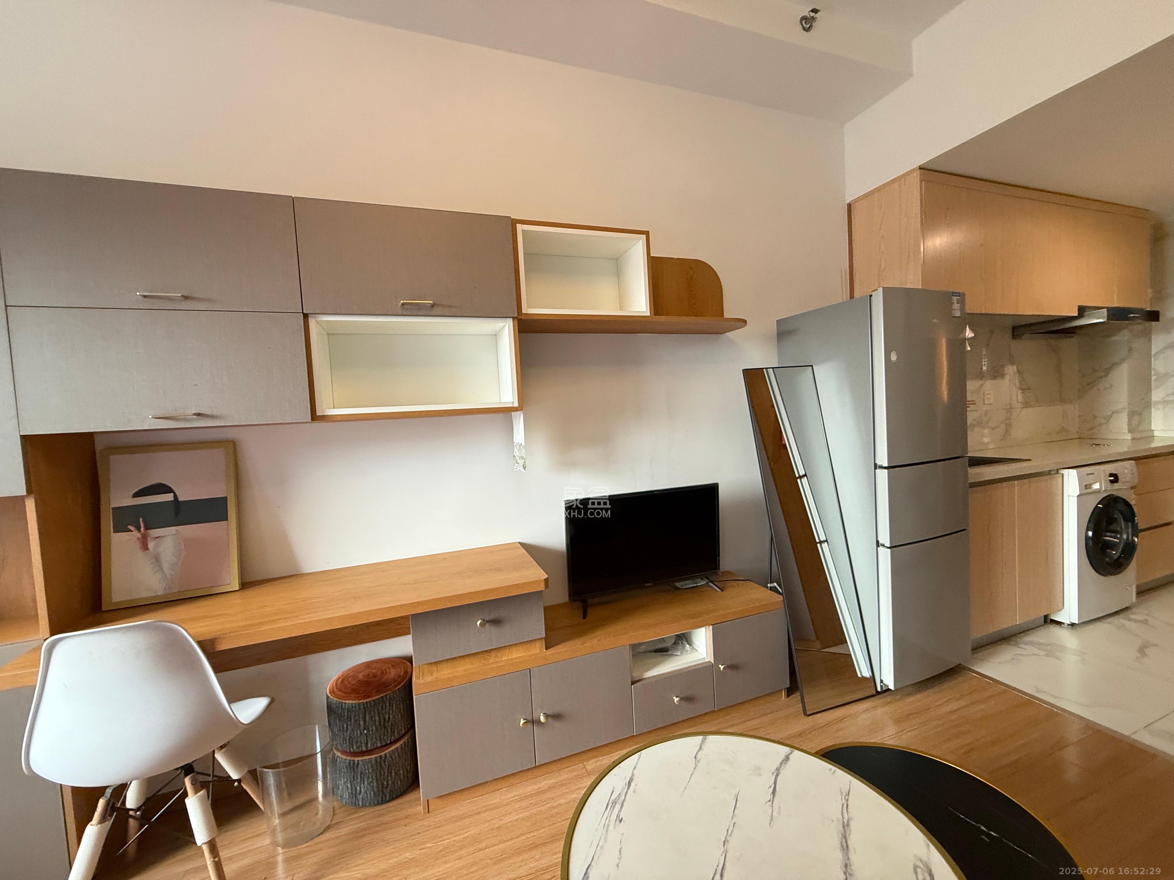 华润翡翠府 1室0厅0卫 1400.0元/月 华润翡翠府 1室0厅0卫 1400.0元/月室内图