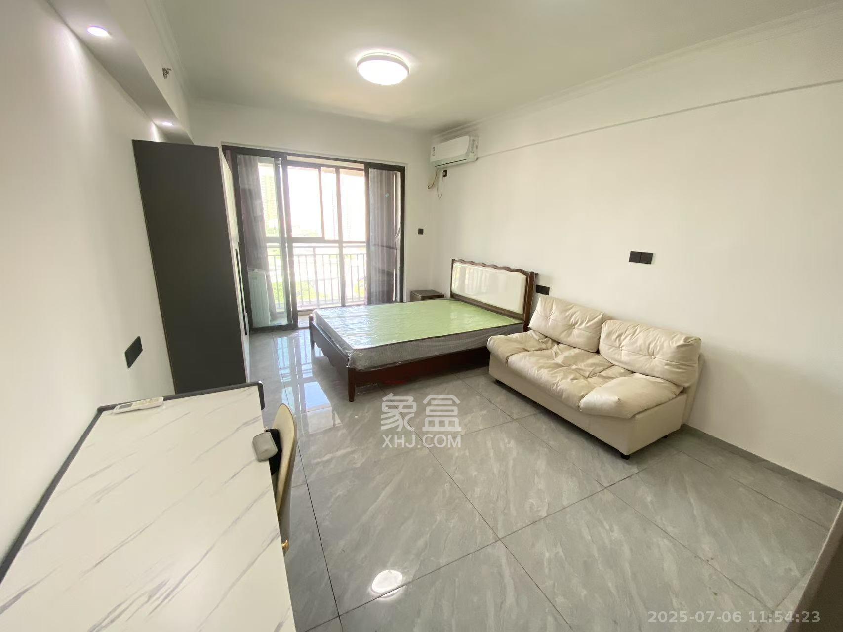 钱隆樽品(一、二、三期)  1室1厅1卫    1500.0元/月室内图