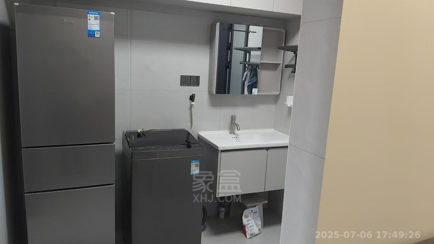 株洲恒大悦珑台 1室1厅1卫 1500.0元/月 株洲恒大悦珑台 1室1厅1卫 1500.0元/月室内图