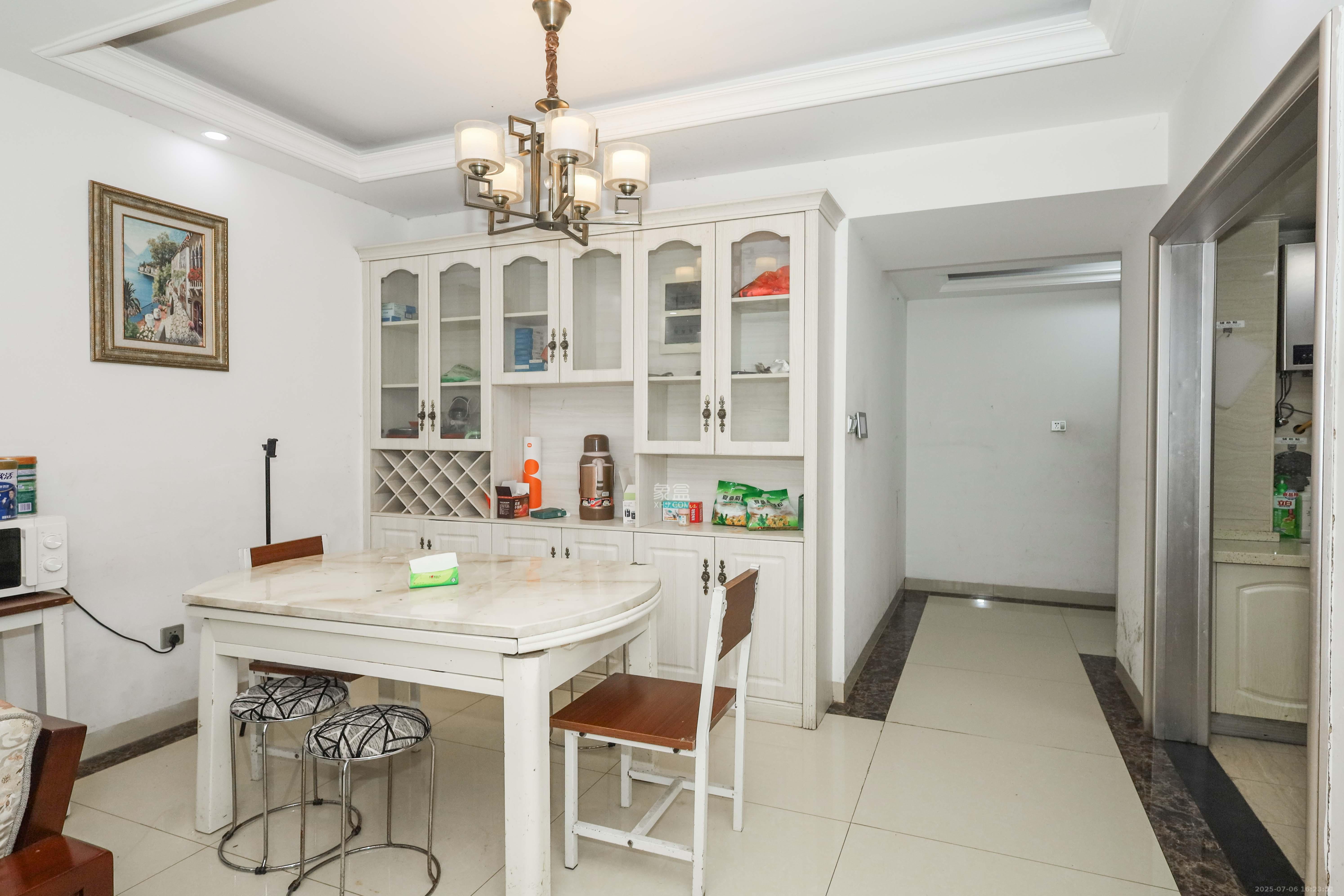 惠天然梅岭国际  3室2厅1卫    118.0万其他