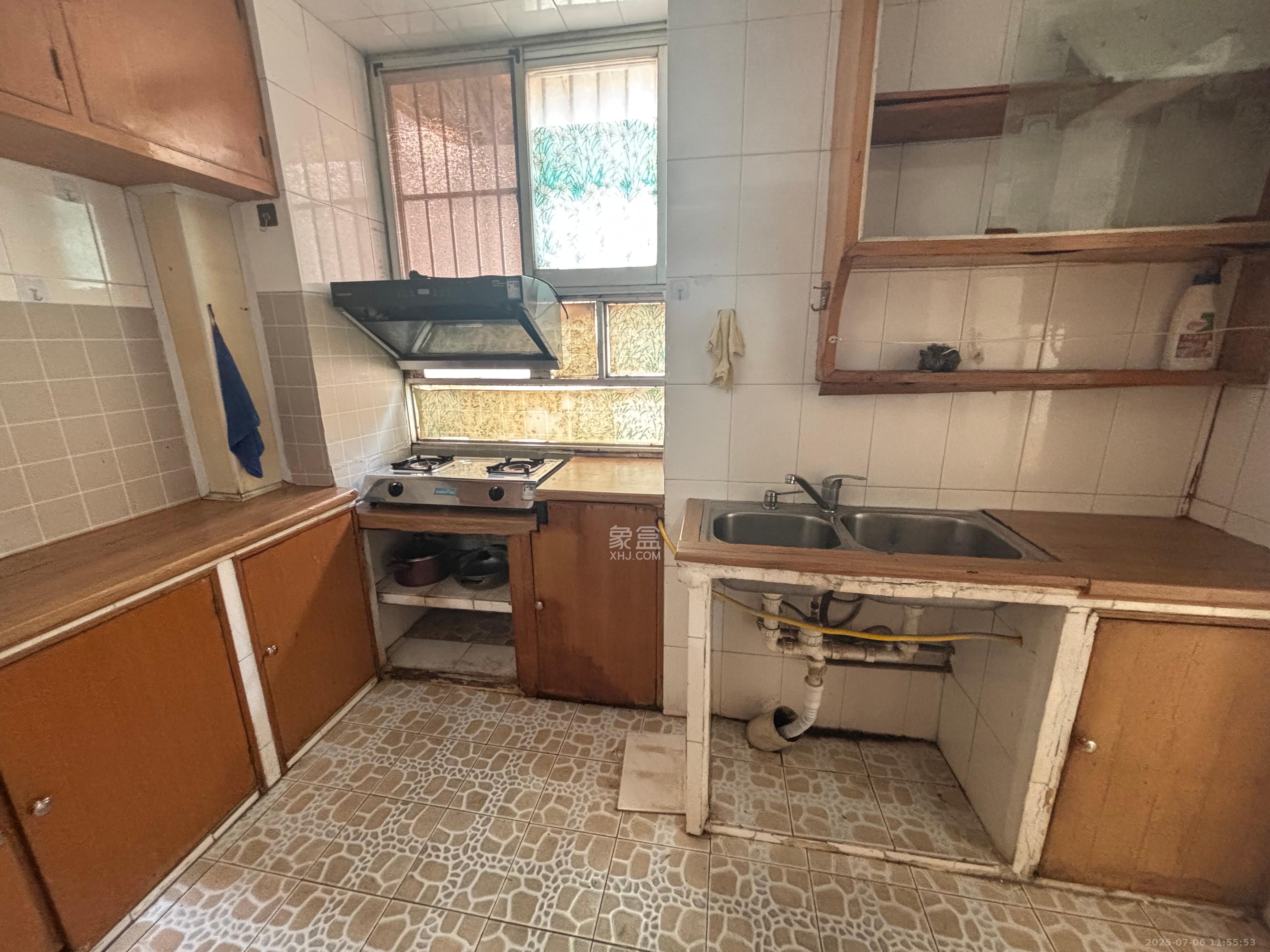 妹子山社区(曙光社区) 2室1厅1卫 1600.0元/月 妹子山社区(曙光社区) 2室1厅1卫 1600.0元/月室内图