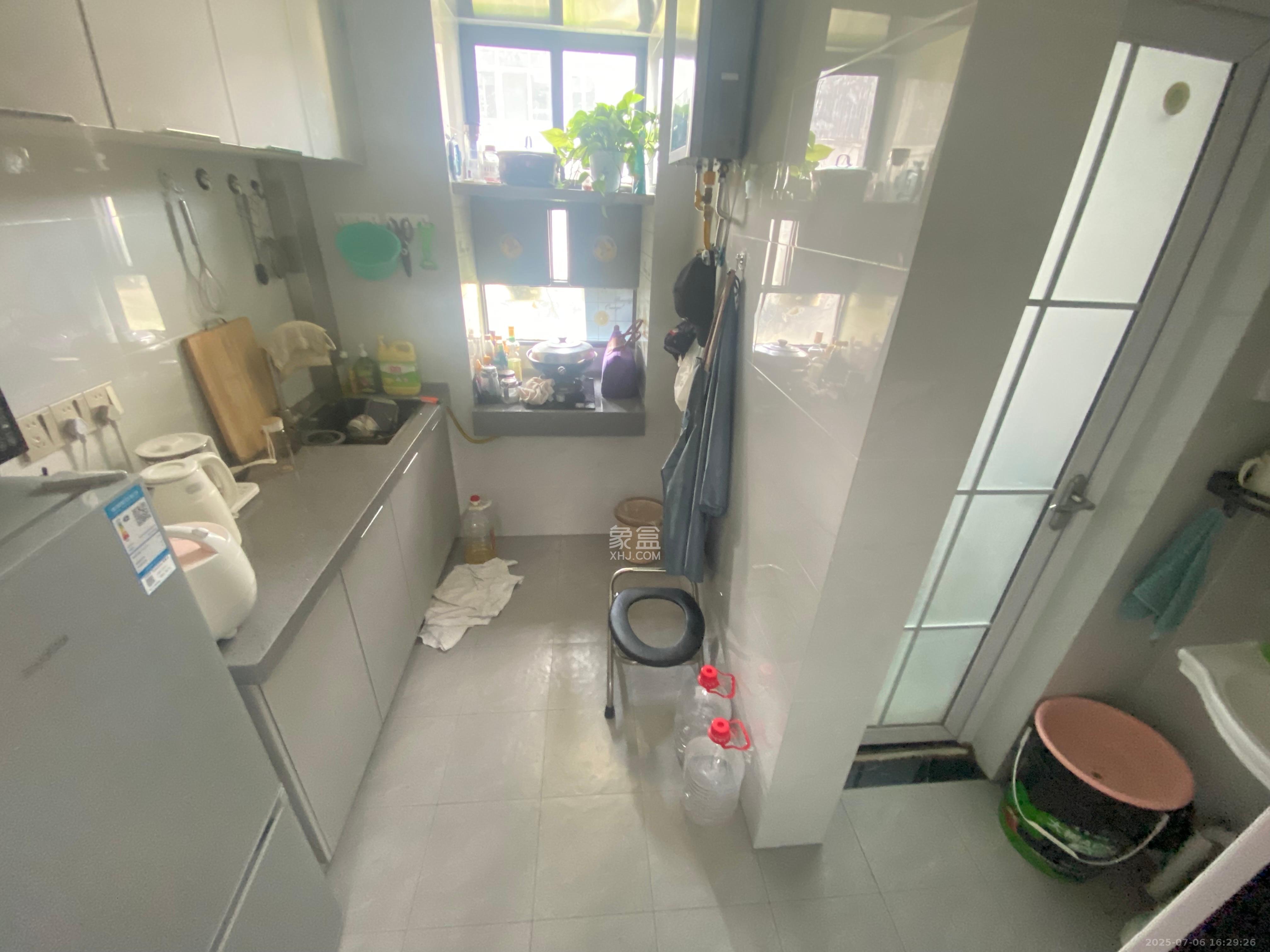 马家冲社区（马家冲小区）  2室1厅1卫   2600.00元/月室内图