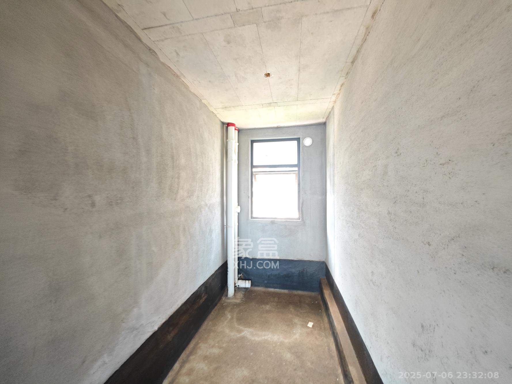 会展三润城 4室2厅2卫 138.0万 会展三润城 4室2厅2卫 138.0万卫生间