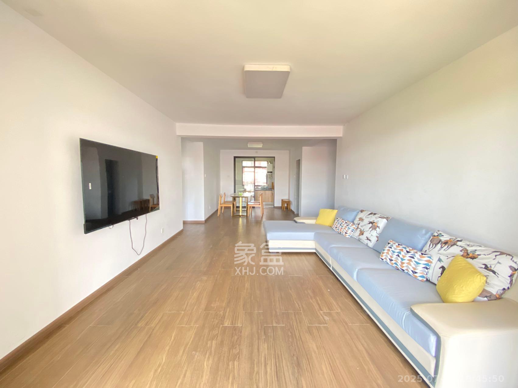 学府华庭  4室2厅2卫    3300.0元/月 学府华庭  4室2厅2卫    3300.0元/月