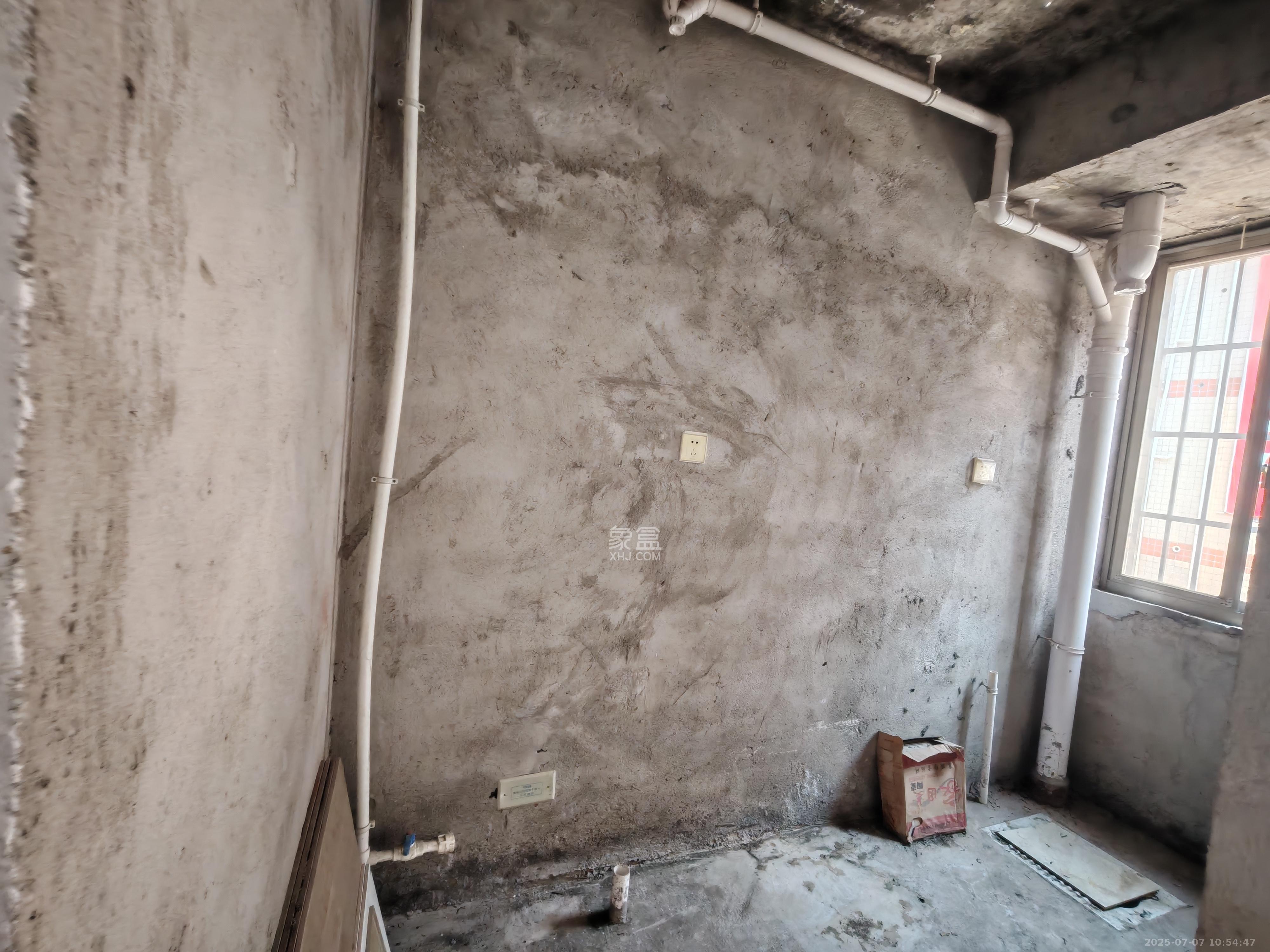 高桥火焰市场  3室1厅1卫    800.0元/月 高桥火焰市场  3室1厅1卫    800.0元/月室内图