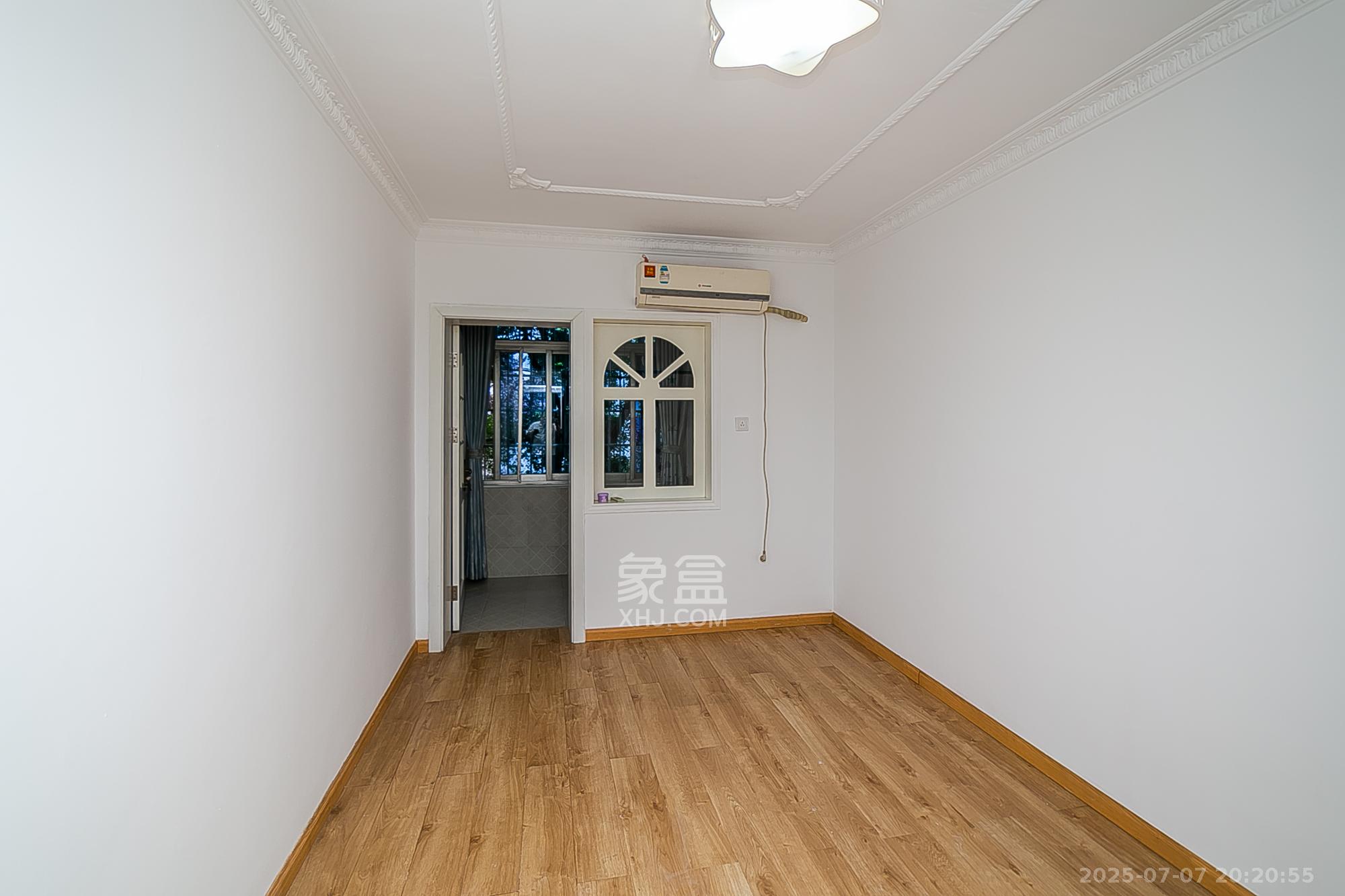 广厦新村 3室2厅1卫 64.2万 广厦新村 3室2厅1卫 64.2万卧室